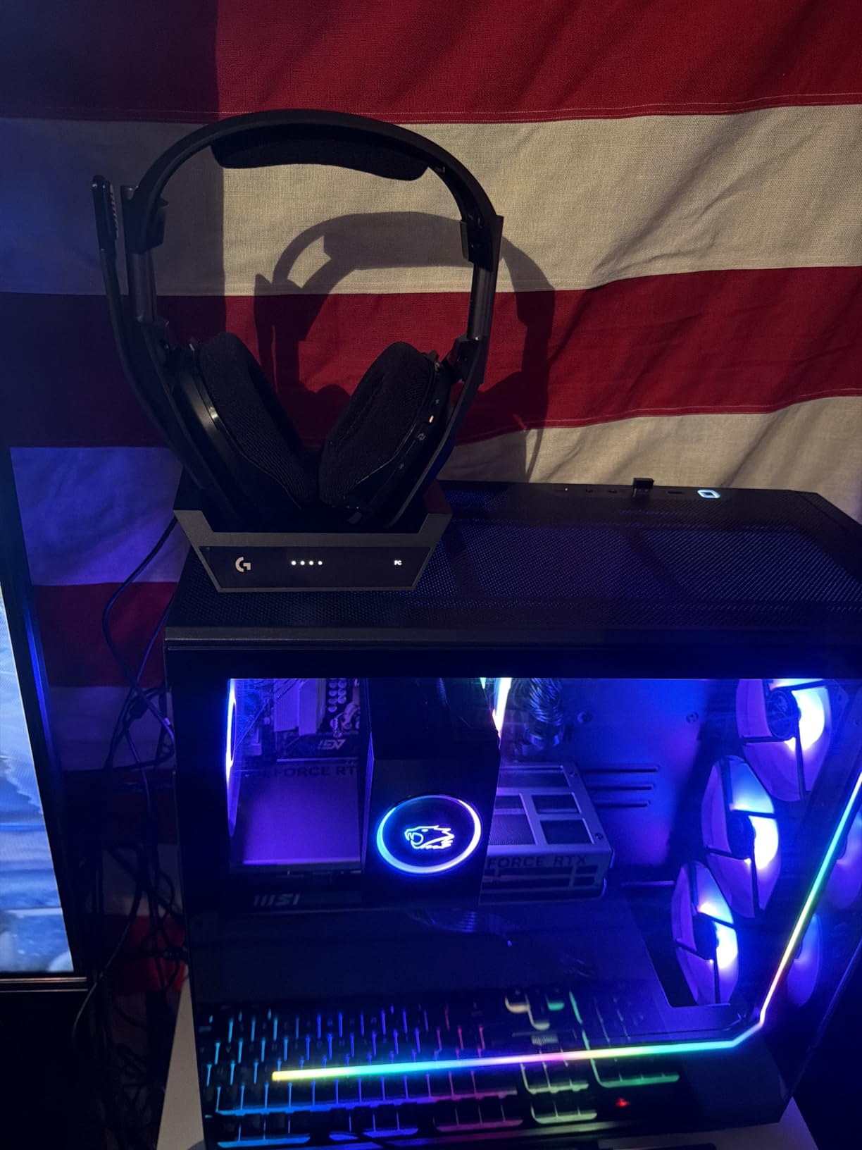 Logitech G Astro A50 Multi-Platform Wireless Gaming Headset + Base Station for PS5/Xbox/PC: PLAYSYNC Audio Switcher, 24hr Battery, 2.4GHz & BT - Black customer photo 1