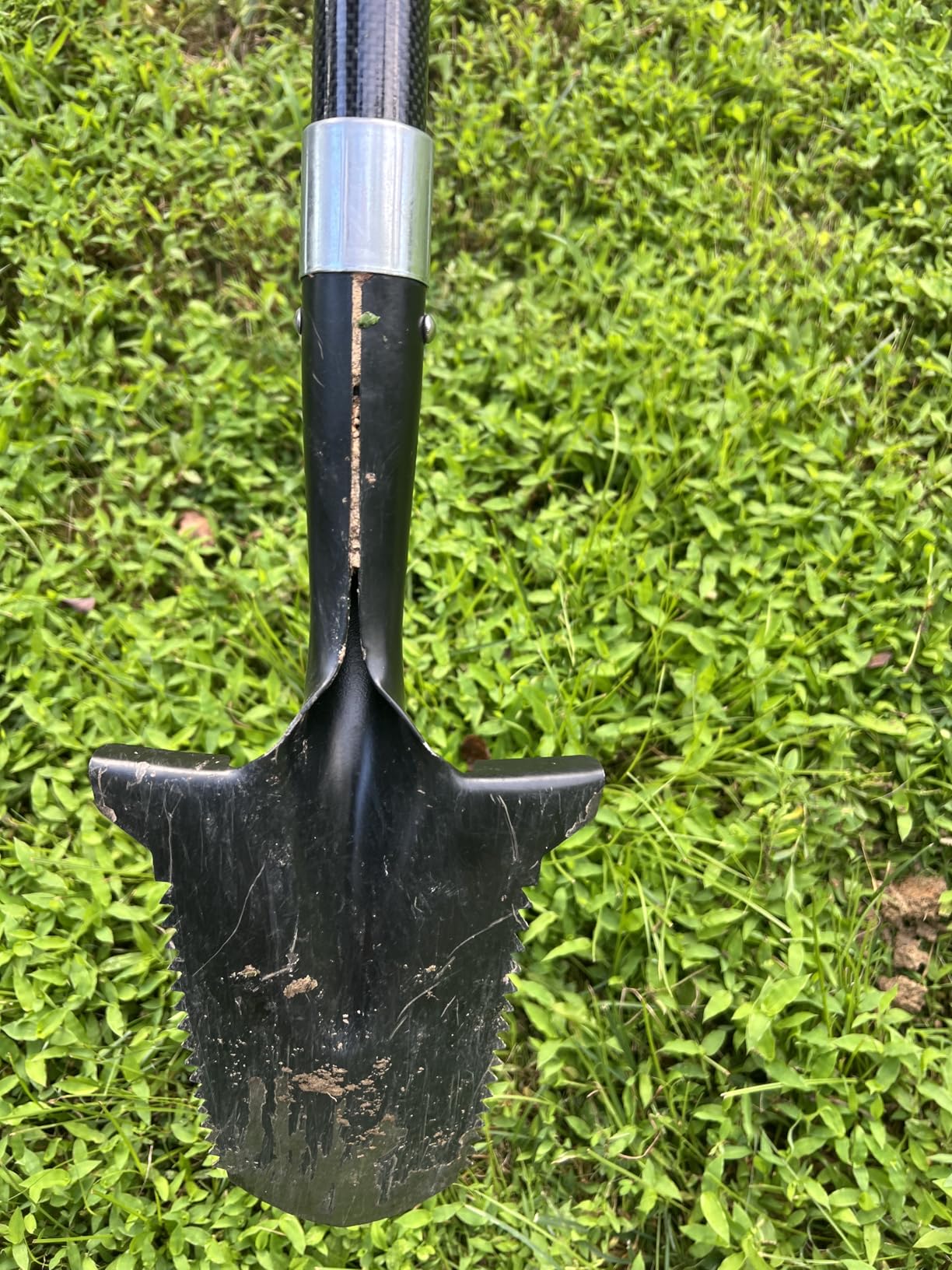 CKG Carbon Metal Detecting Shovel Digging Tool with Double Serrated Blade - Lightweight Digger Garden Root Cutter, Spade Professional Metal Detector Accessories customer photo 1