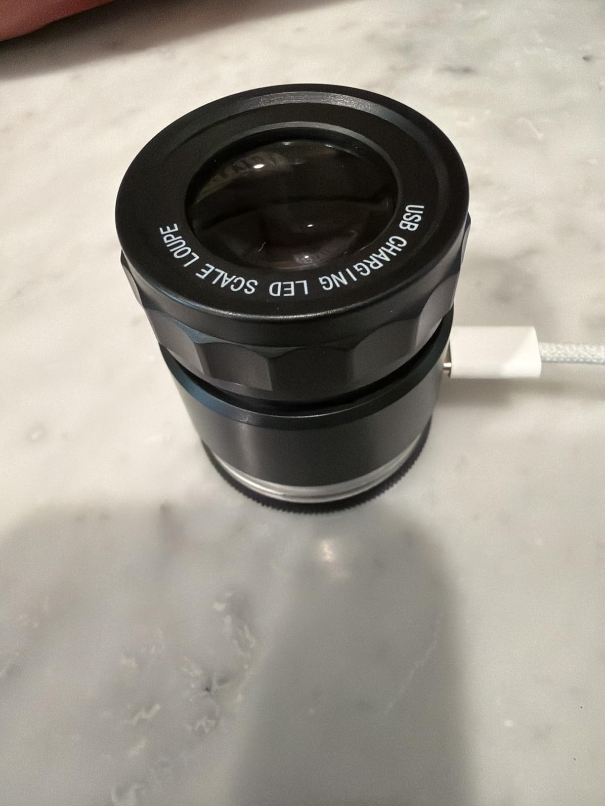 30X Loupe Magnifier, USB Rechargeable 8 Lights Portable Eye Loupe Sewing Magnifying Glass for Watches, Jewelry, Coins, Currency, Stamps customer photo 1
