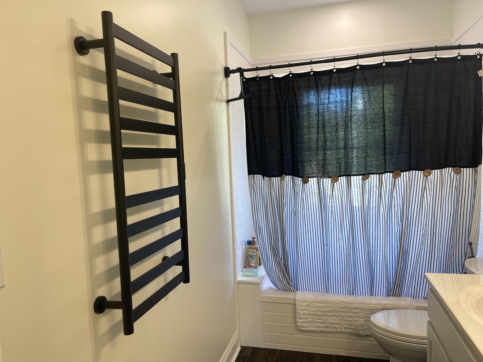 Electric Towel Warmer Rack, 10-Bar Stainless Steel Heated Tower Rack with Built-in Timer, Wall Mounted, Plug-in/Hardwired, Black customer photo 1