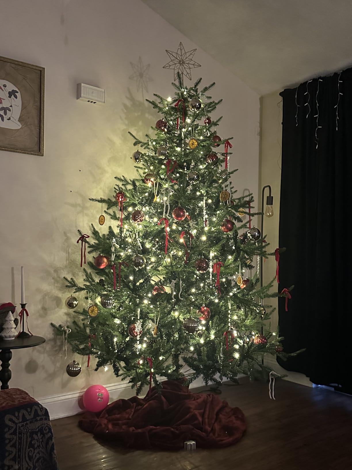 FairyGlim 100 LED Christmas String Lights, 33 FT Connectable Waterproof String Lights Green Wire with Timer Memory Function & 8 Modes, for Indoor Outdoor Xmas Trees Party Garden, 33 FT Multicolor customer photo 2