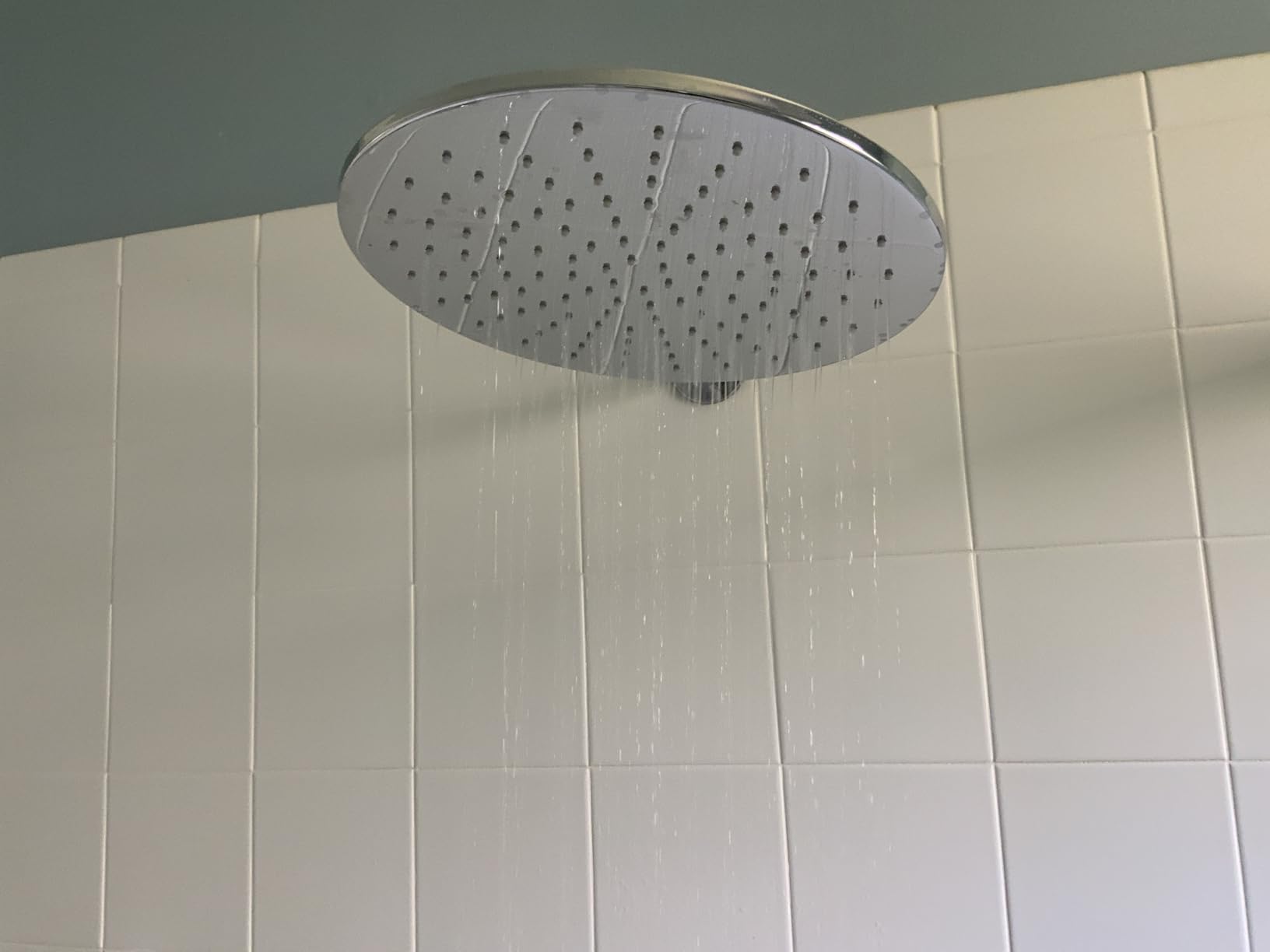 HammerHead Showers Solid Metal 12 Inch Rainfall Shower Head, Large Rain Shower Head, 2.5 GPM High Flow Shower Head Optimized for Pressure, Wall-Mounted or Ceiling Rain Shower Head, Chrome customer photo 1