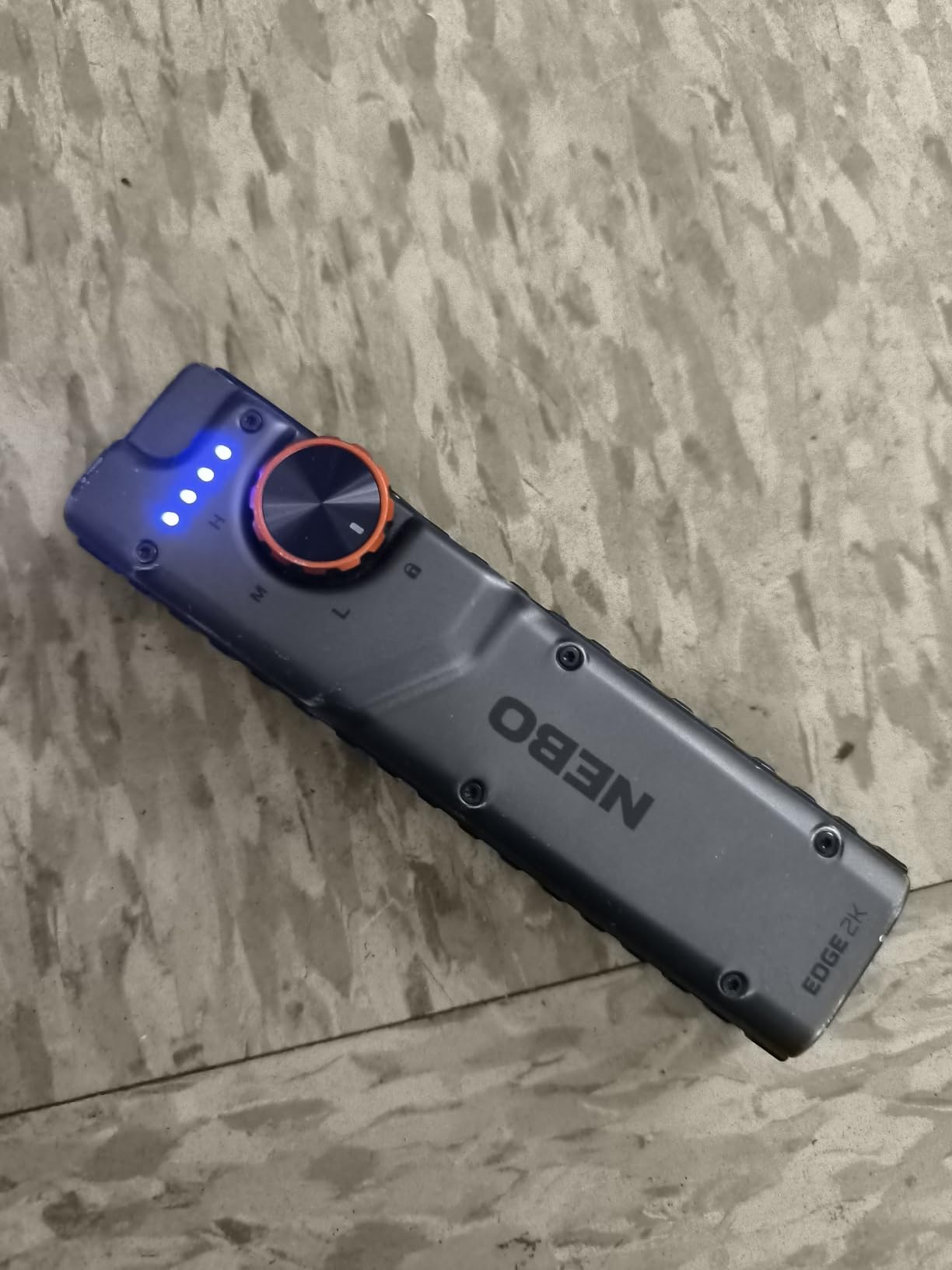 NEBO Edge 2K Pocket Light, 2000 Lumens, 5 Light Modes, Tactical LED Flashlight with Powerful Defensive Strobe, Rechargeable Design for EDC customer photo 1