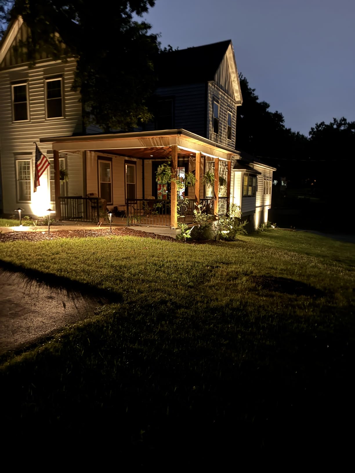 VOLT 12V LED Landscape Lighting Kit (8 Spotlights, 4 Path Lights), Black | Solid Brass, 150W Low Voltage Transformer Included, Ideal for House Yard Outdoor Pathway Walkway Garden Driveway or Patio customer photo 1