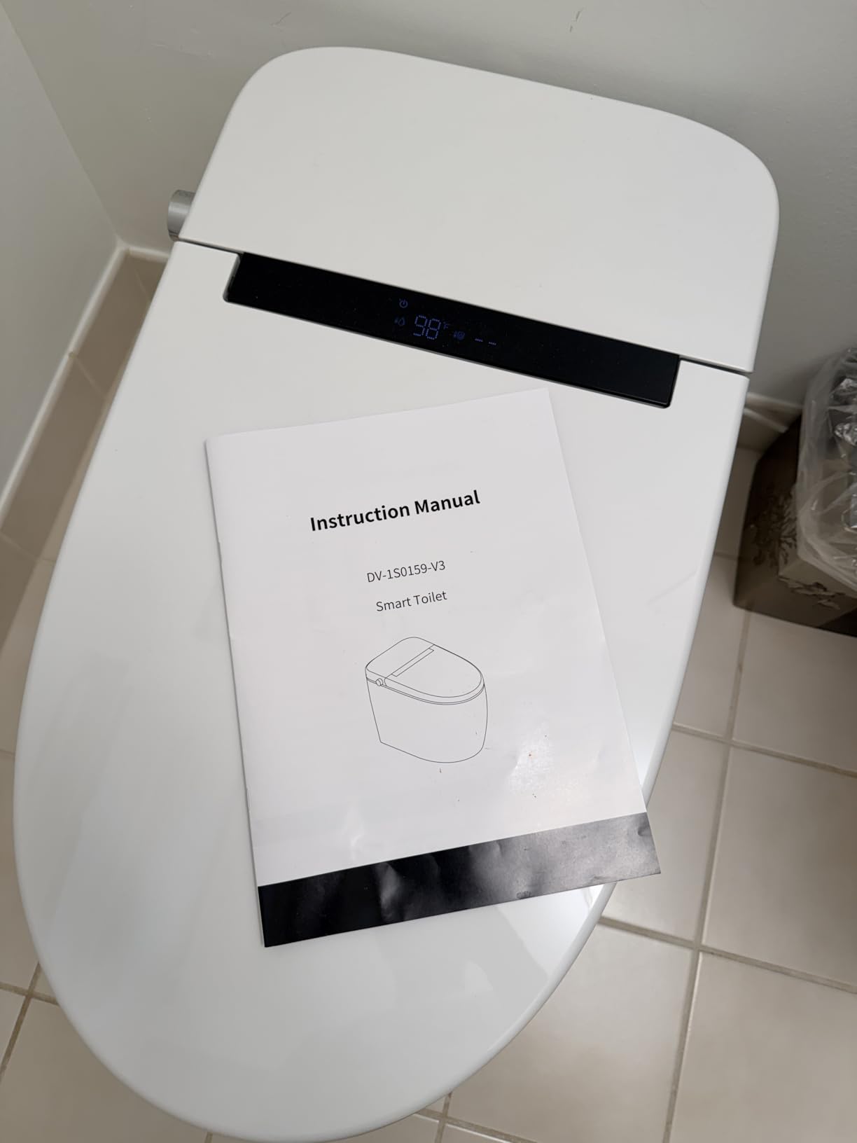 DeerValley Luxury Smart Toilet with Bidet Built in Bubble Wash, Auto Open/Close Lid Water Filter Instant Heated Seat Dryer, Soft-Close Modern Japanese One-Piece Toilet with Night Light for Bathrooms customer photo 2