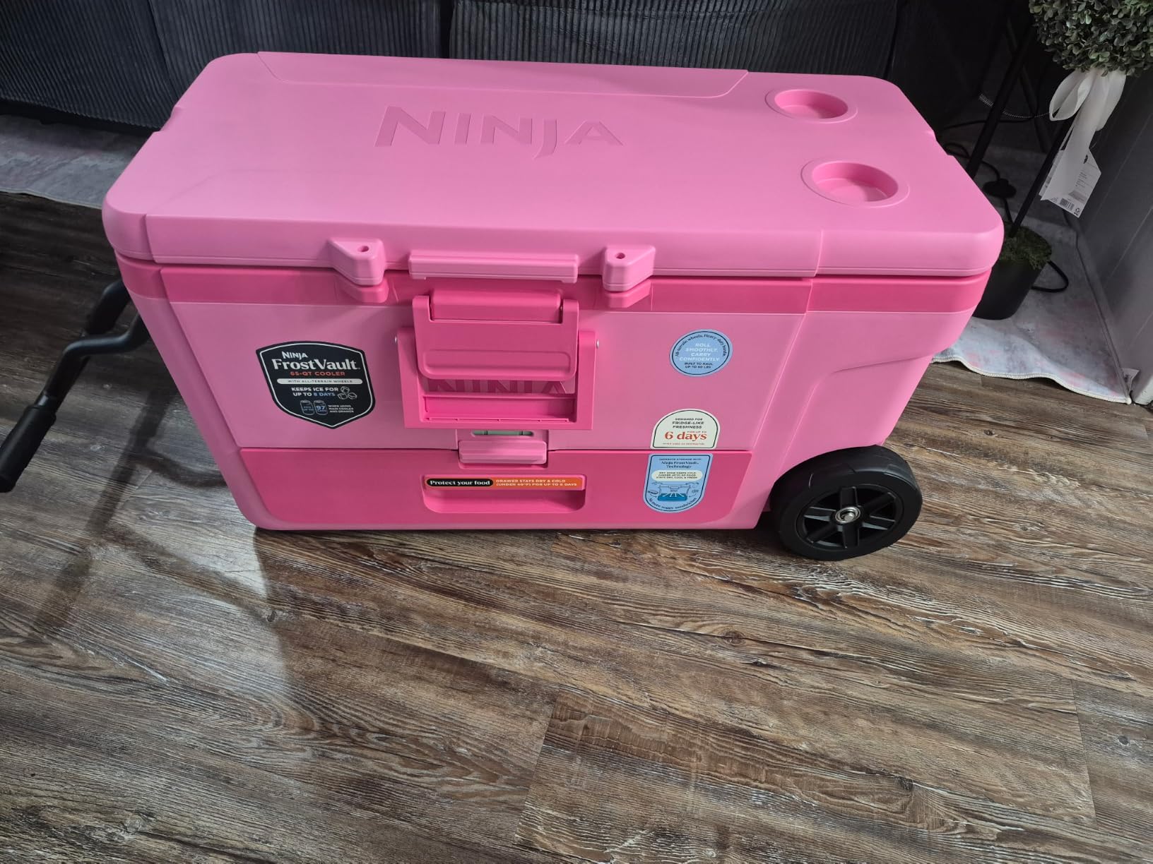 Ninja | Cooler | FrostVault 45QT Cooler with Wheels | Insulated with Temp Dry Storage Drawer | Keeps Ice Cold for Days | for the Beach, Camping, Picnics & More | Lakeshore Blue | FB245BL customer photo 1