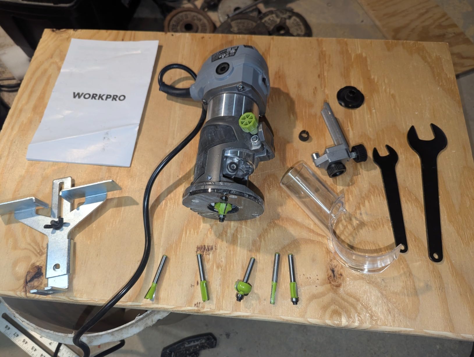 WORKPRO 20V Cordless Compact Router Tool, 6 Variable Speeds up to 30,000RPM Wood Router for Chamfering, Slotting, Trimming, with Multi-Angle Adjustable, Straight, Dual-Handle Base and Multiple Bits customer photo 1