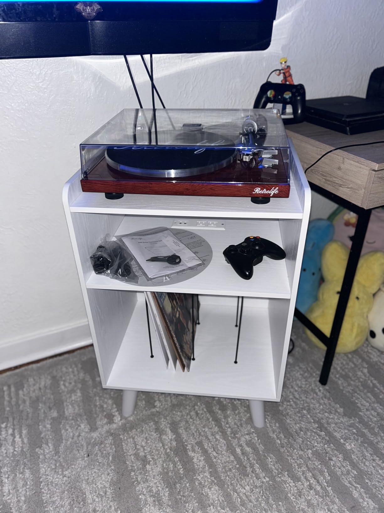 Record Player Stand, Turntable Stand with Record Storage and Charging Station & USB Ports, Record Player Table with Metal Divider, Record Stand Up to 160 Albums for Living Room, Bedroom Walnut customer photo 2