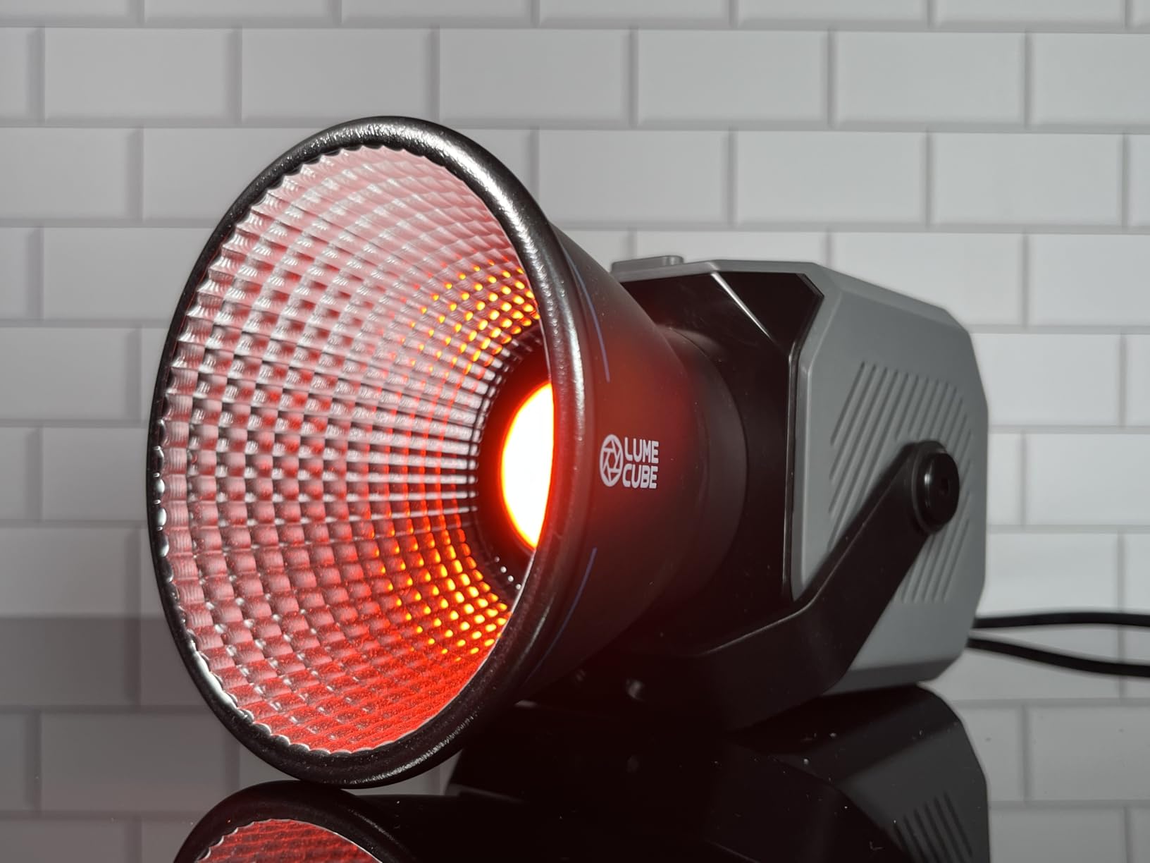 App-Controlled Lume Cube XL 60W RGB Mini COB LED Light with Full Spectrum 2700-7500K, 97+ CRI Rating customer photo 1