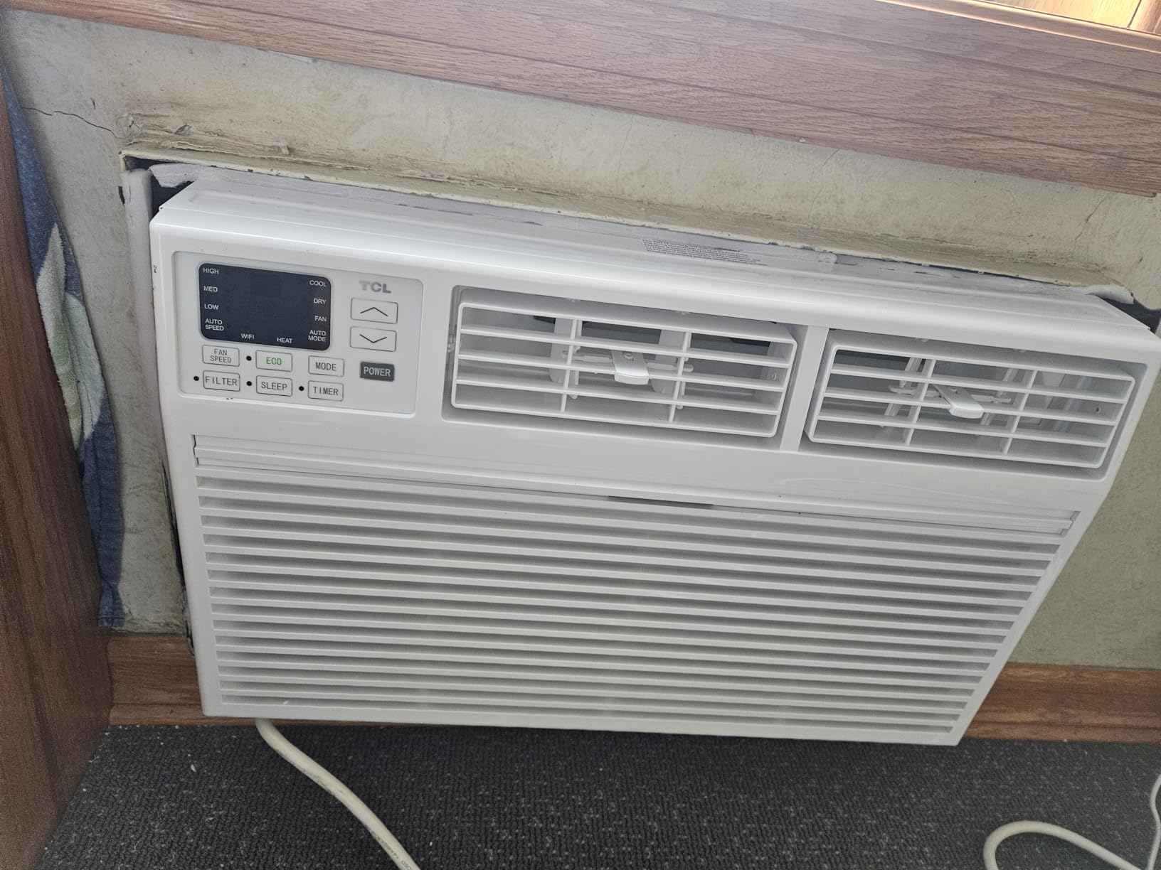 TCL 8,000 BTU Smart Through-the-Wall Air Conditioner with Heater, 115V WiFi, Wall Mounted, Heater, Dehumidifier, Remote Control, Works with Alexa and Google Assistant, Rooms up to 450 Sq.Ft. customer photo 1