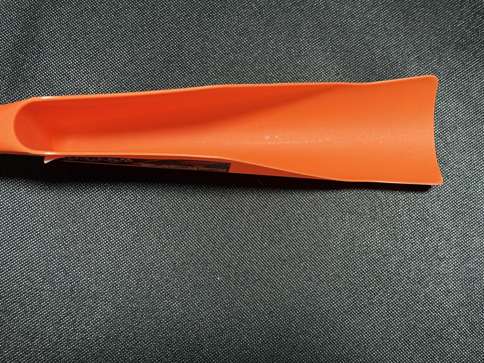 Gutter Scoop Cleaning Tools - Easy Removal of Leaves and Dirt - Deep Curved Gutter Scooper Shovel for Leaves & Debris, High-Impact Polypropylene, Ergonomic Handle, Fits Most Rain Gutters customer photo 2