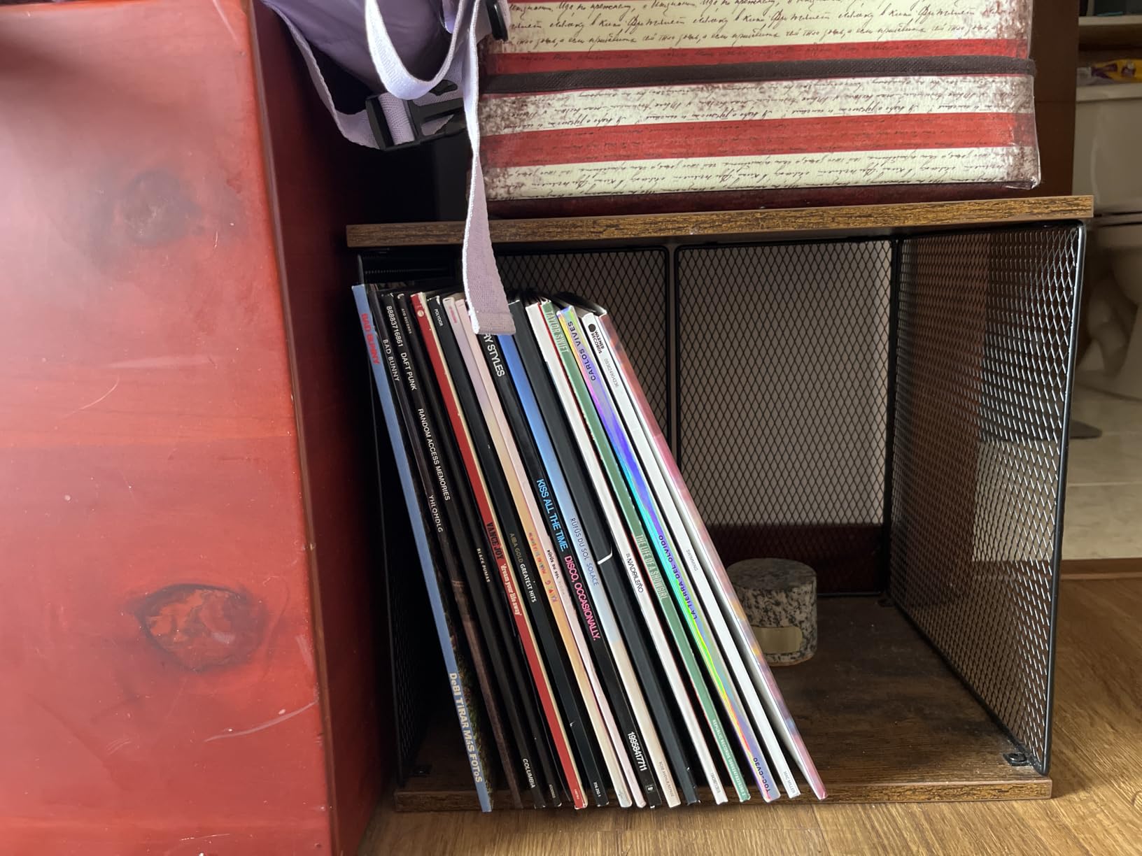 1 Cube Vinyl Record Storage Furniture Wooden Record Holder Shelf Storage | Modular Stackable, 55-70 Vinyl Album Visualize Record Storage Box customer photo 1