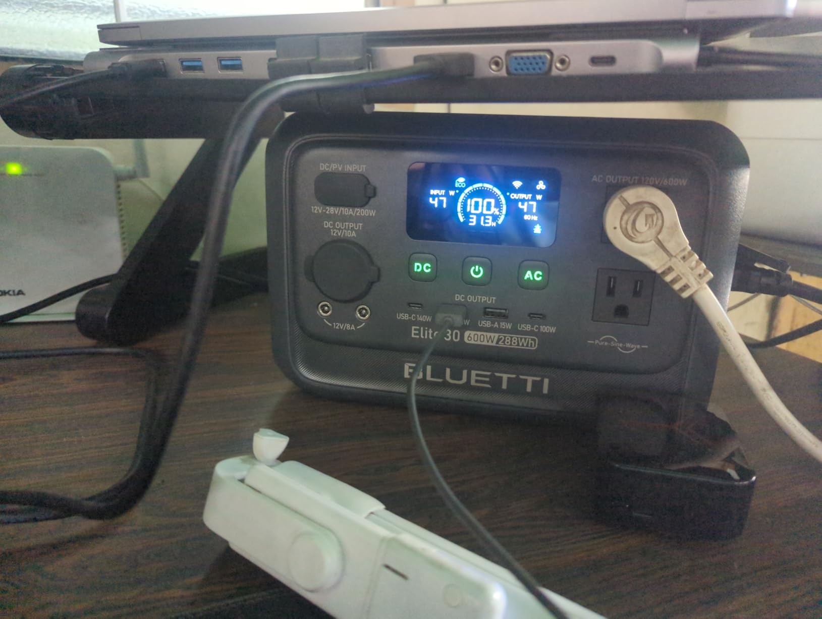 BLUETTI Elite 30 V2 Portable Power Station 600W (Power Lifting 1500W), 288Wh LiFePO4 Battery with 10ms UPS, Emergency Backup Power for Home Blackout, Solar Generator for Camping/Road Trip customer photo 2