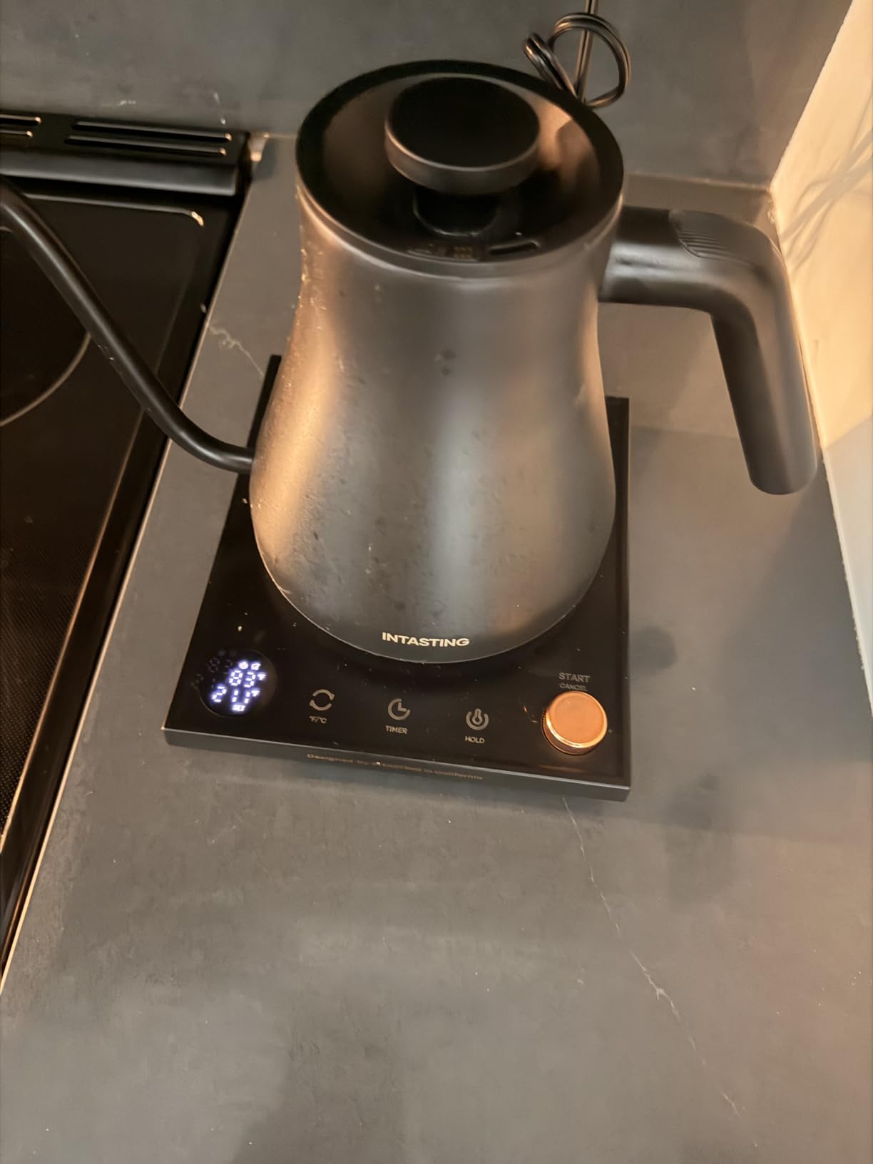 INTASTING Electric Kettles, Gooseneck Electric Kettle, ±1℉ Temperature Control, Stainless Steel Inner, Quick Heating, for Pour Over Coffee, Brew Tea, Boil Hot Water, 0.9L Black customer photo 2