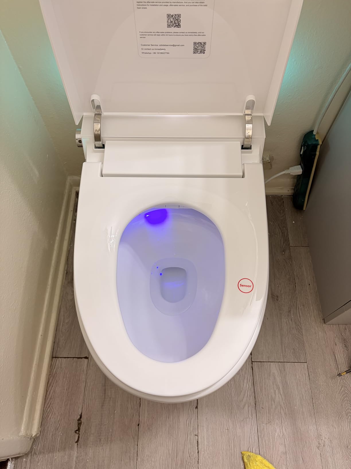 Smart Toilet with Bidet Built In, One Piece Bidet Toilet with Auto Dual Flush, Foam Shield, Modern Elongated Tankless Toilet with Foot Sensor, Heated Bidet Seat, Warm Water & Dryer, LED Display customer photo 2