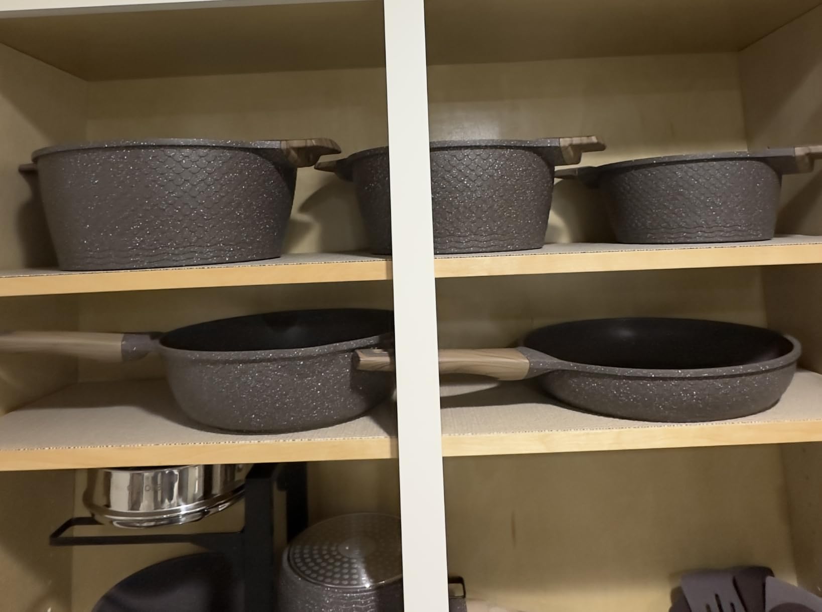 CAROTE 26PCS Pots and Pans Set Non Stick, Cookware Set Pots and Pans Induction Cook Ware, Nonstick Kitchen Cooking, PFOA Free customer photo 2