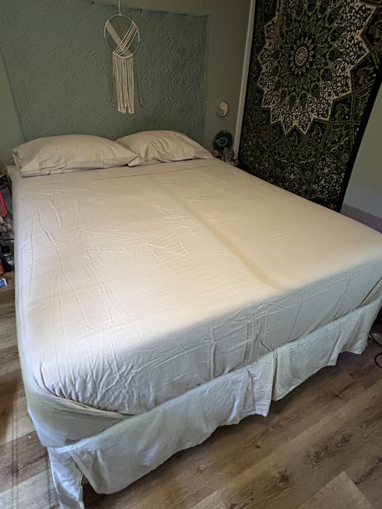 100% Linen Sheets Queen Size, Breathable and Durable 4-Piece Flax Sheet Set, All-Season Bedding for Hot Sleepers, 16-Inch Deep Pocket, OEKO-TEX Certified customer photo 1