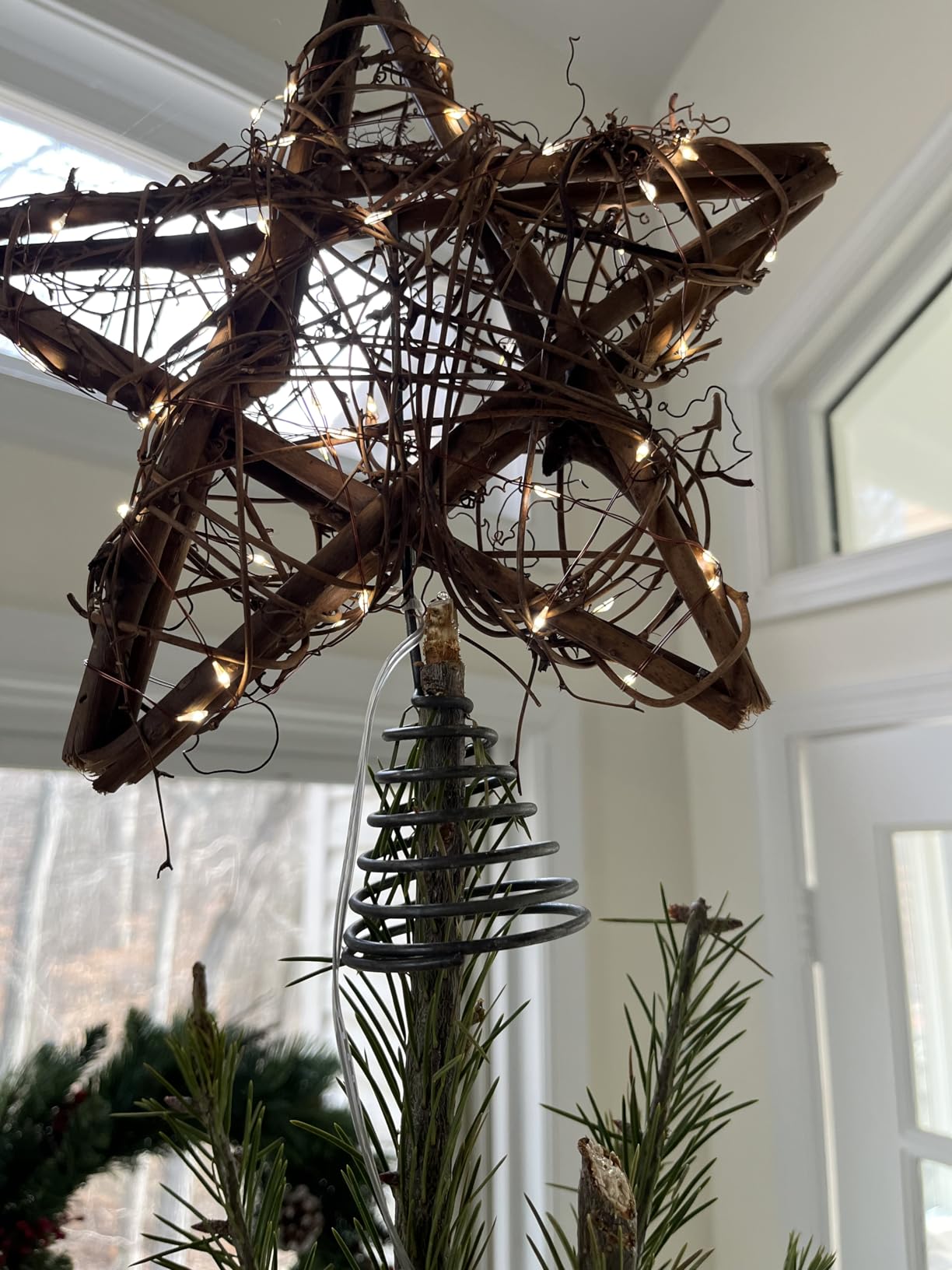 Christmas Tree Topper Star,Rattan Christmas Tree Topper with 50 LED Light,10 Inch Warm White Light Rustic Star for Christmas Tree Decoration Holiday Farmhouse Decor Battery & USB Powered customer photo 2
