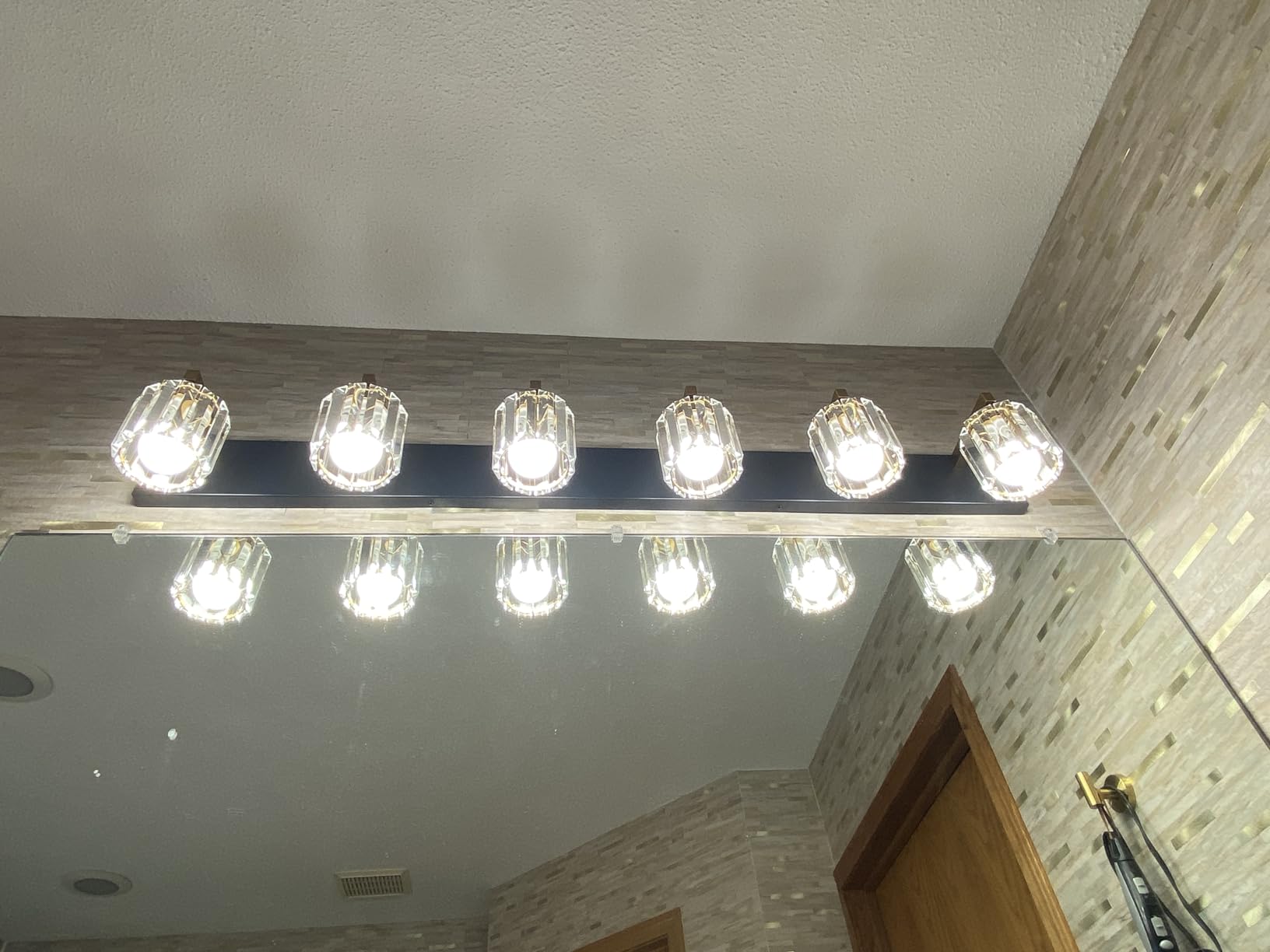 Aipsun Brushed Nickel Vanity Light Bathroom Lighting Fixtures 3 Light Crystal Modern Bathroom Vanity Light (Exclude Bulb) customer photo 2