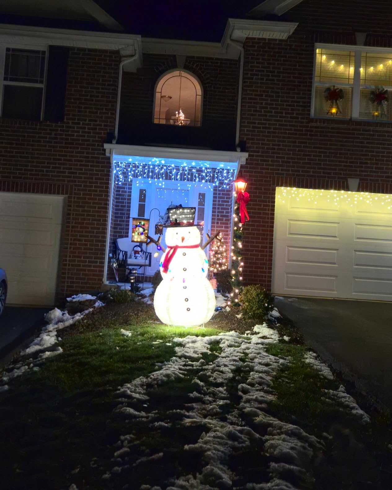 Best Choice Products 3ft Lighted Pop-Up Snowman, Large White Outdoor Christmas Holiday Decoration w/ 100 LED Lights, Hat, Scarf, Multicolored Lights customer photo 1
