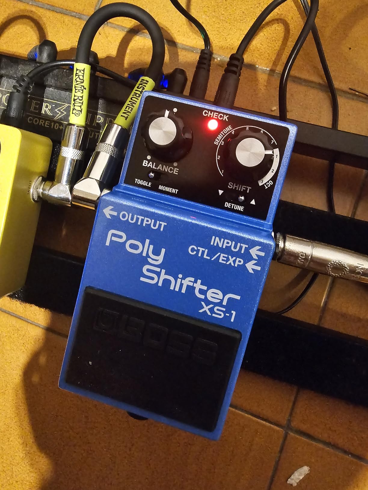BOSS XS-1 Poly Shifter - Compact Pitch Shifting Pedal customer photo 2