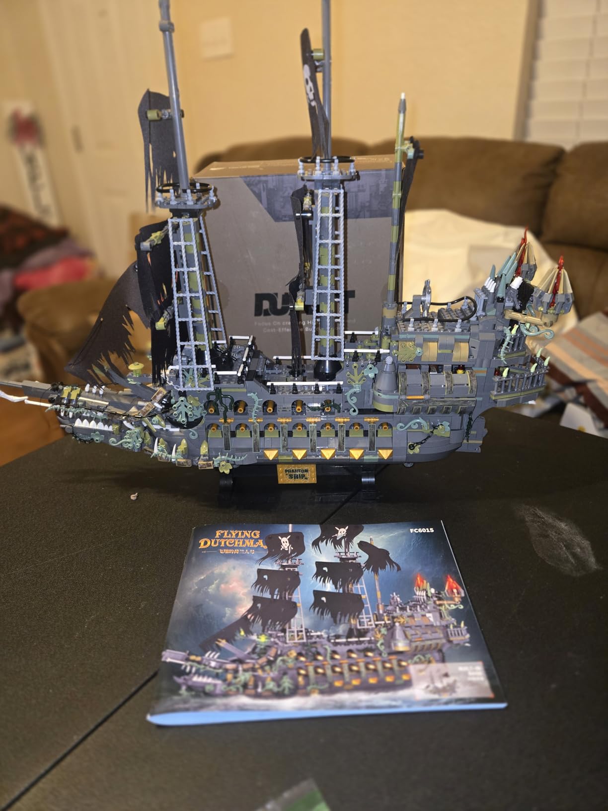 39087 Ghost Mary Pirate Ship Building Block Model Kit, 1055 PCS Display Sailing Vessel for Adults customer photo 1