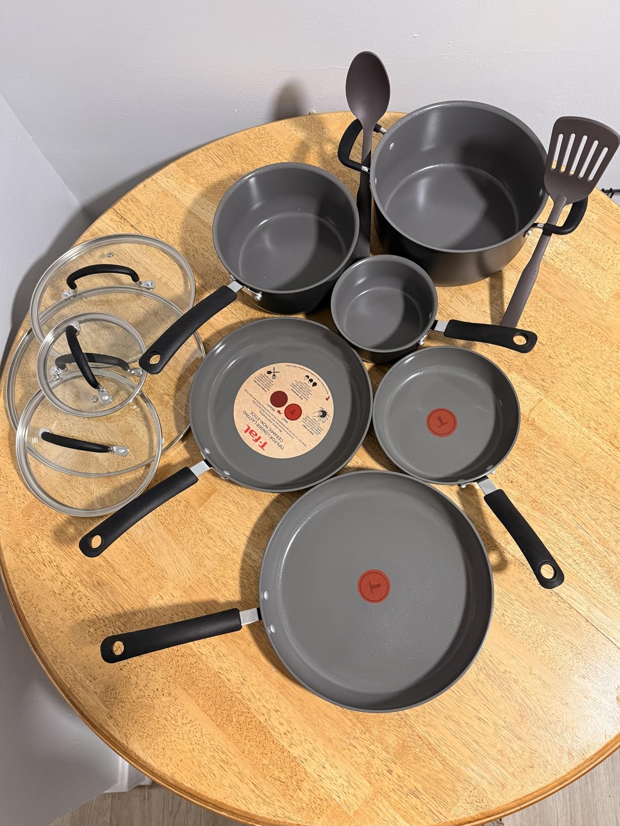 T-Fal Ultimate Hard Anodized 12-Piece Ceramic Nonstick Cookware Set, Oven Safe Up to 400F, Ceramic Pots and Pans Set, Frying Pans, Saucepan, Stockpot, Cooking Utensils, Stone customer photo 1