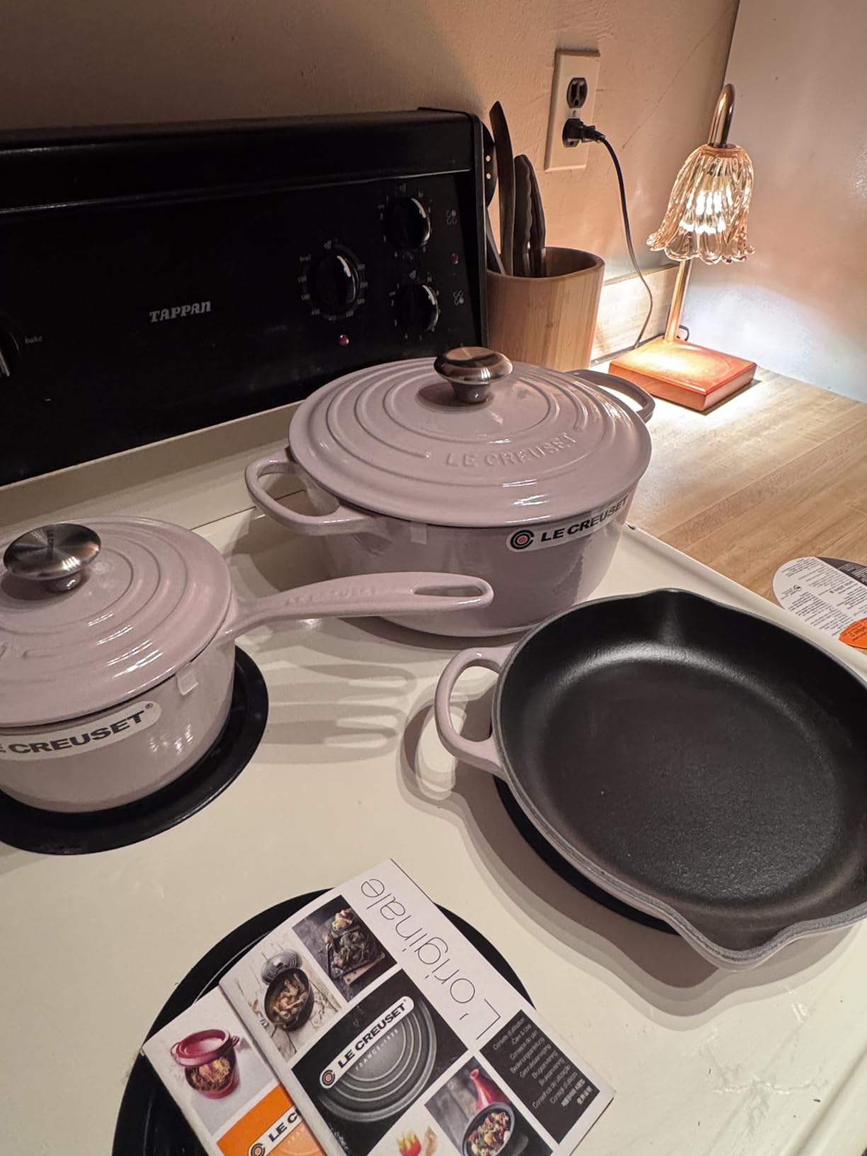 Le Creuset Enameled Cast Iron Signature, 9-Piece Cookware Set, Sea Salt customer photo 1