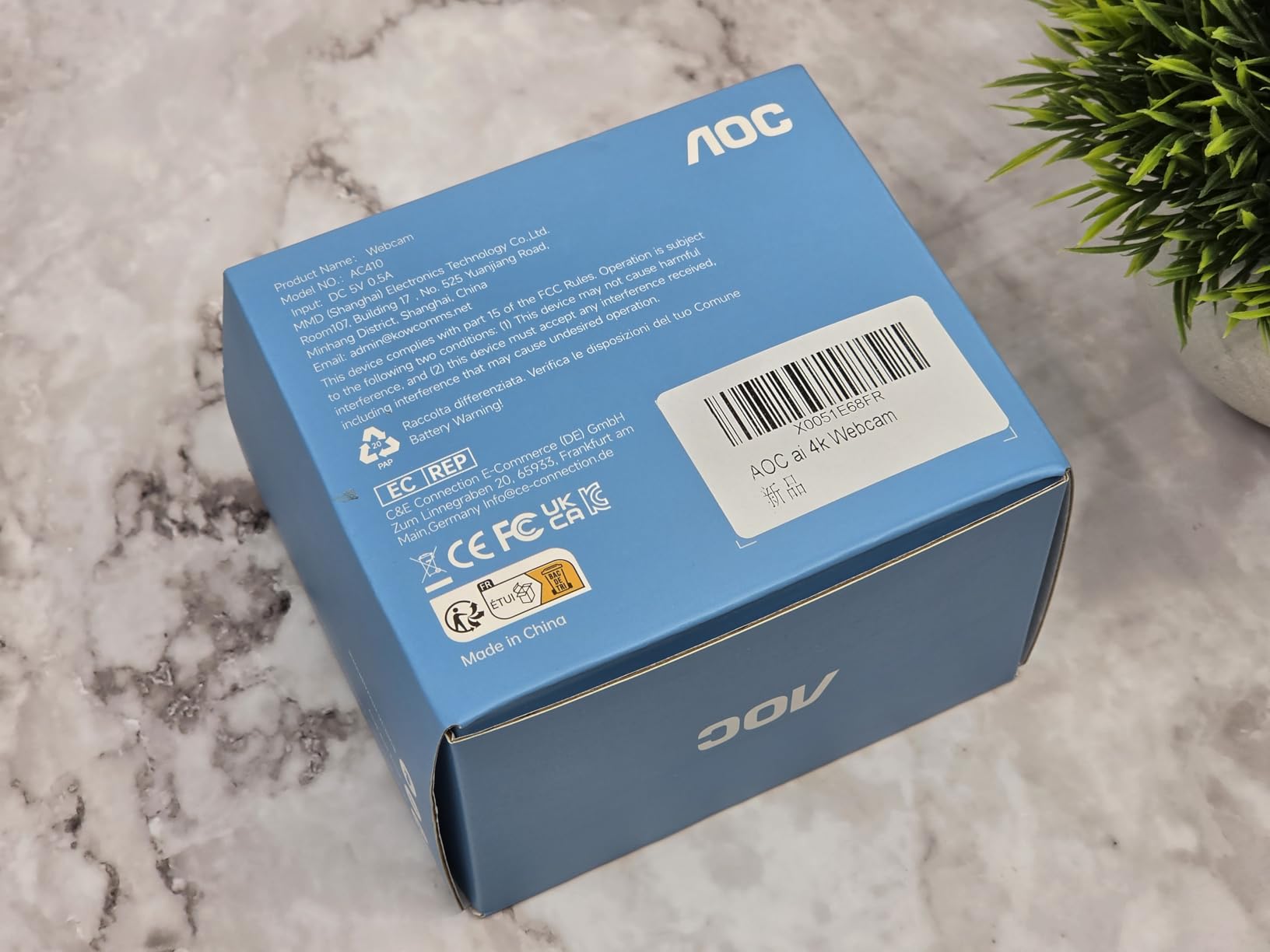AOC 4K Webcam for PC with 1/2.55'' Sensor, 1080P 60FPS Streaming Camera with PDAF Autofocus, Privacy Cover, Plug & Play computer camera 75 FOV for Zoom/Mac/Switch 2, Includes Tripod & USB A-C Adapter customer photo 1