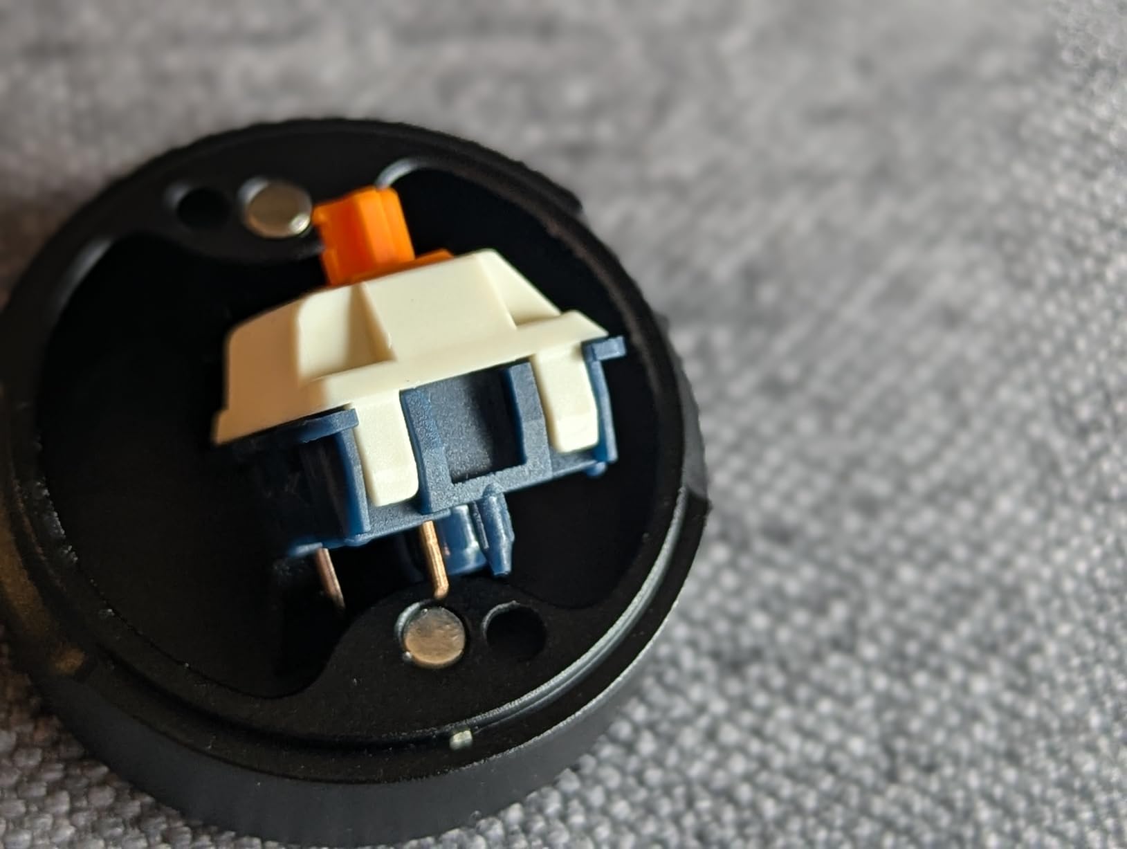 Cherry MX Falcon Switch Kit, 36 Mechanical Keyboard Switches, for DIY, Hot-Swap or Gaming Keyboard, Tactile Switch with No Click, Heavy-Tactile & Heavy-Satisfying customer photo 2