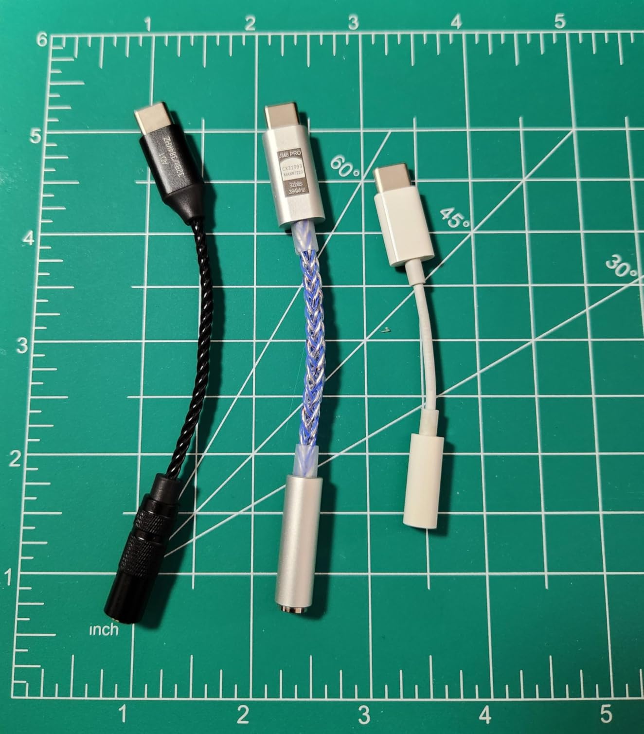 Linsoul Kiwi Ears AD1 Type-C to 3.5mm Female Headphone DAC Adapter Cable, USB C to Aux IEM Dongle with KT02H20 Chip, High Res 32bit/384kHz, CTIA-Standard for iOS/Android/Windows Smartphones (Silver) customer photo 1