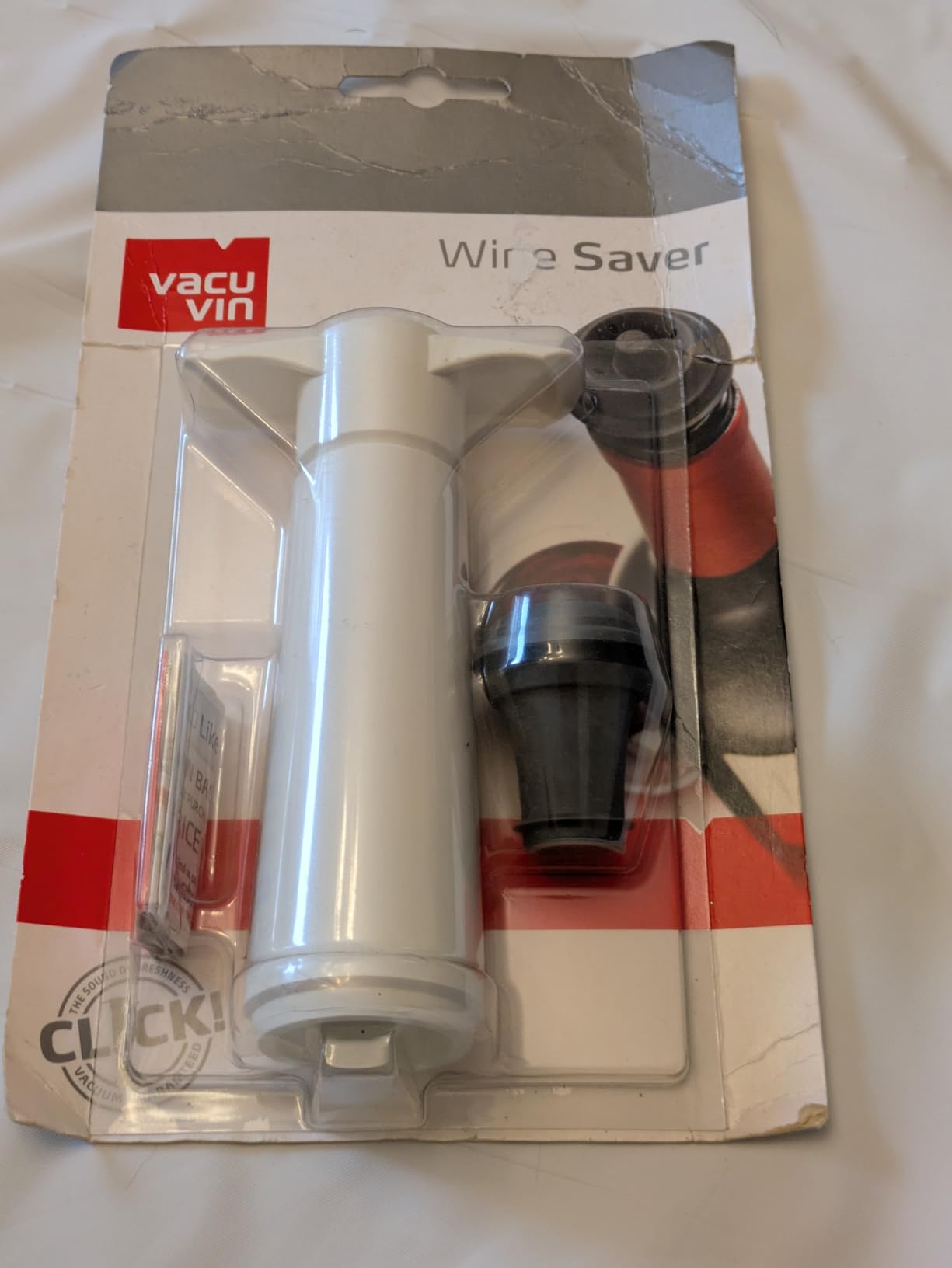 Vacu Vin Original Wine Pump - 2 Vacuum Wine Stoppers - Wine Saver - White customer photo 1