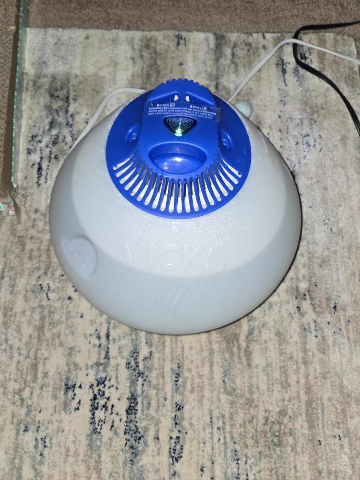 Vicks Warm Steam Vaporizer Humidifier for Medium and Large Rooms, 1.5 Gal customer photo 2