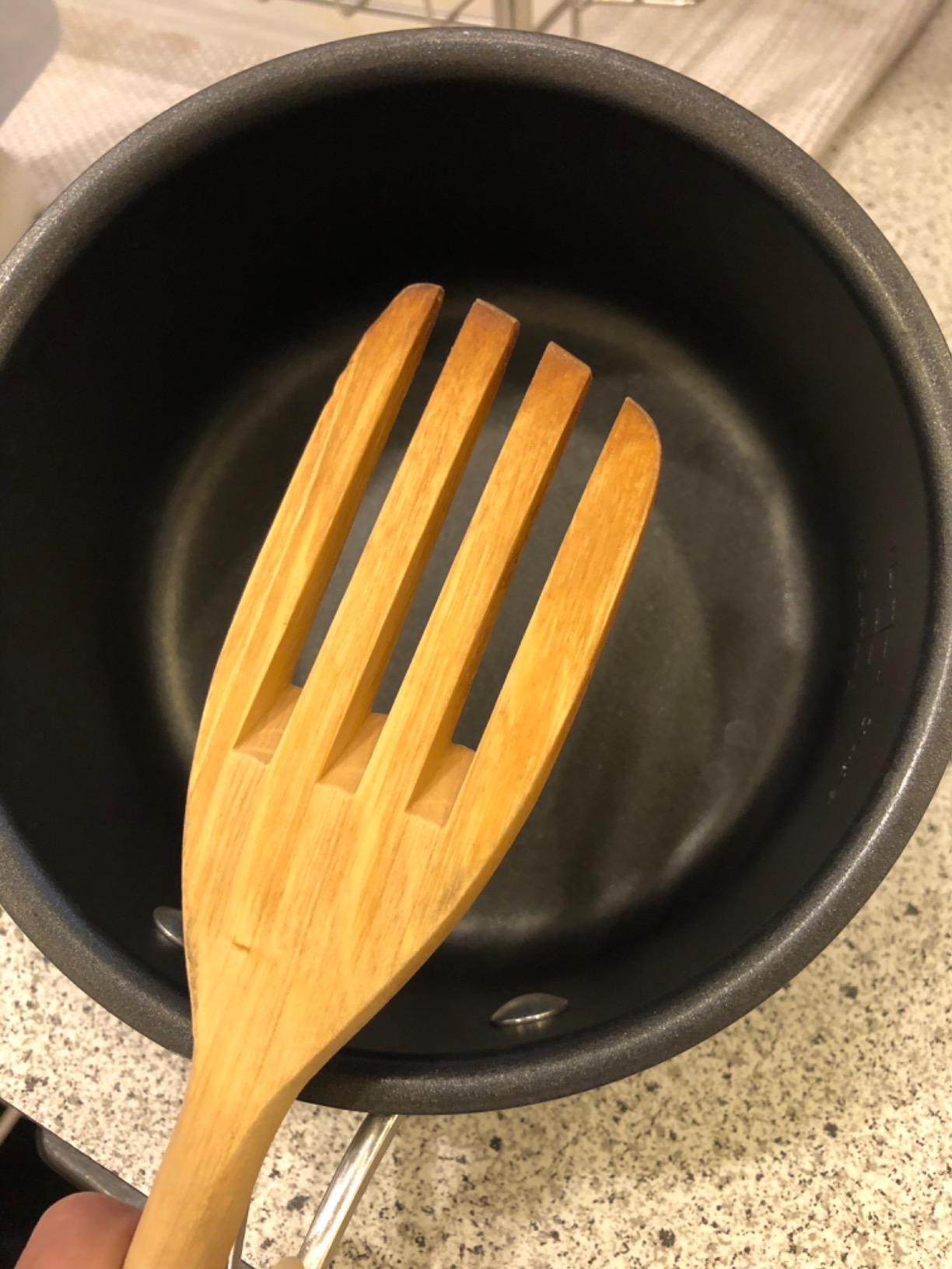 Cuisinart Chef's Classic Non-Stick 3-Quart Saucepan with Cover customer photo 1