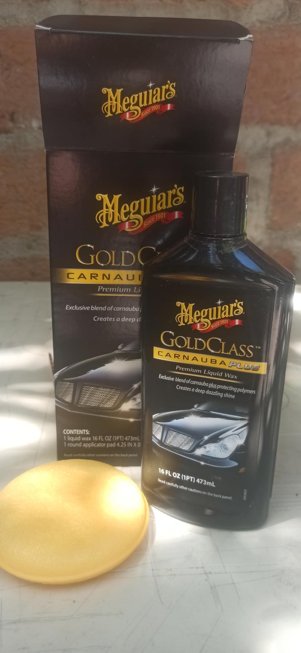 Meguiar's Gold Class Carnauba Plus Premium Liquid Wax Kit, 16 Oz | Car Detailing Kit with a Pure Carnauba Wax Blend and a Foam Applicator Pad for Keeping Glossy Paint Protected Like a Pro customer photo 1