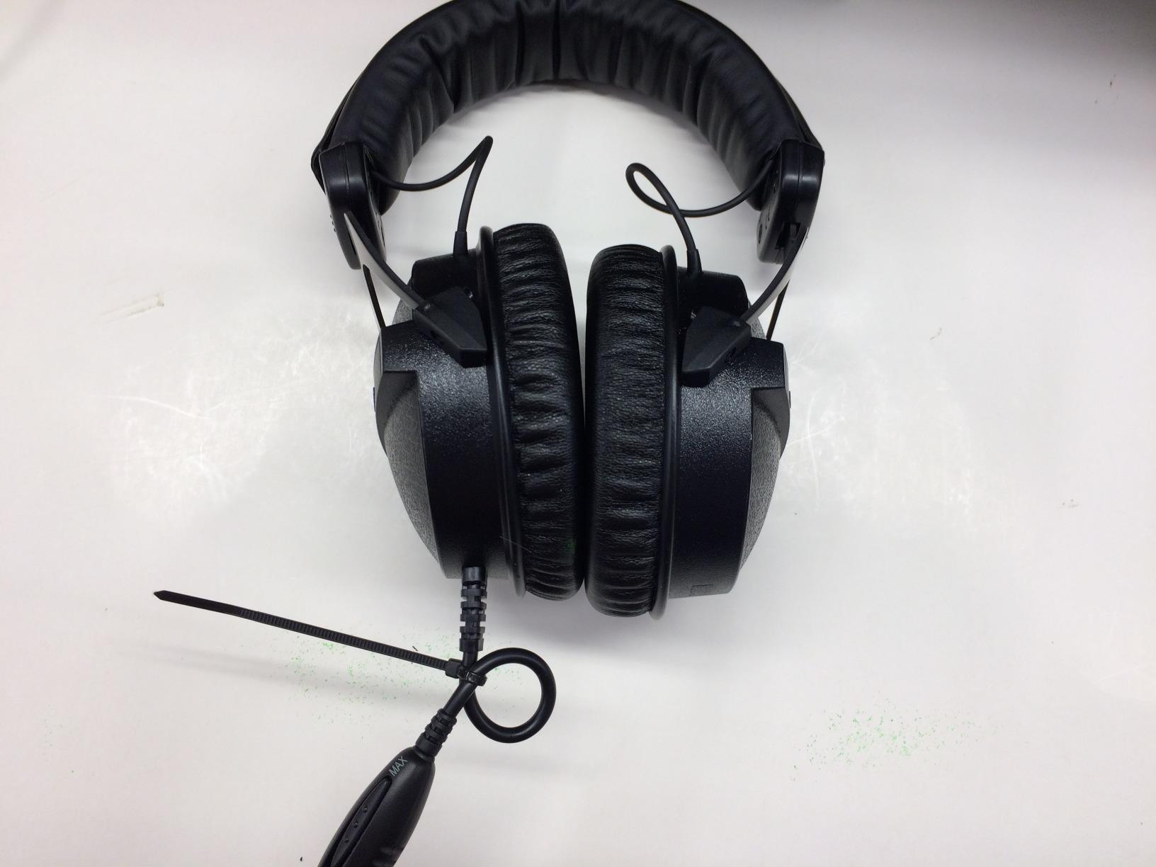 beyerdynamic DT 770 M, 80 Ohm, Closed Back, Wired Studio Headphones | Very tight fit for drummers and front of house, leatherette ear pads, 3m straight cable customer photo 2