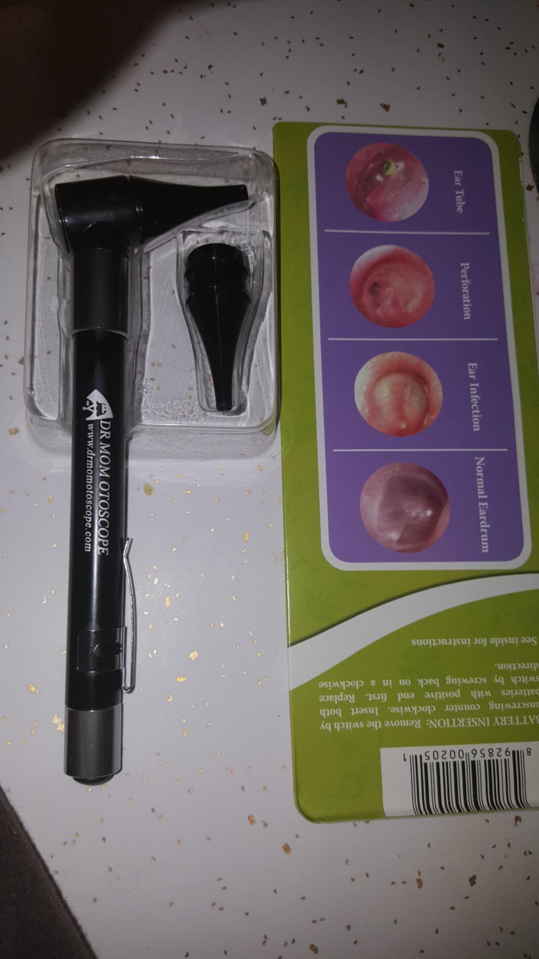 Doctor Mom Original Pocket Otoscope with Bright White LED Technology - Clamshell Packaging customer photo 1