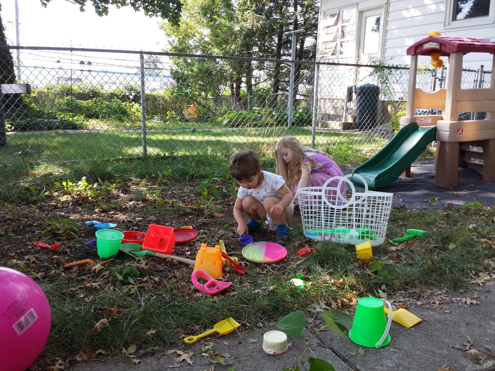 Step2 Play Naturally Playful Lookout Treehouse, Kids Outdoor Playset, Backyard Playground Set, Slide, Ladder, Pivoting Periscope, Outside Jungle Gym, For Toddlers 1.5+ Years Old customer photo 1
