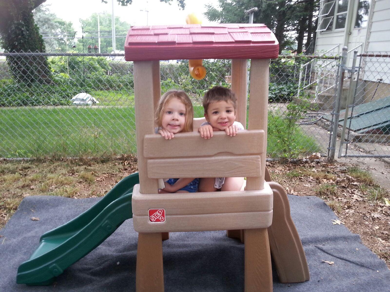 Step2 Play Naturally Playful Lookout Treehouse, Kids Outdoor Playset, Backyard Playground Set, Slide, Ladder, Pivoting Periscope, Outside Jungle Gym, For Toddlers 1.5+ Years Old customer photo 2