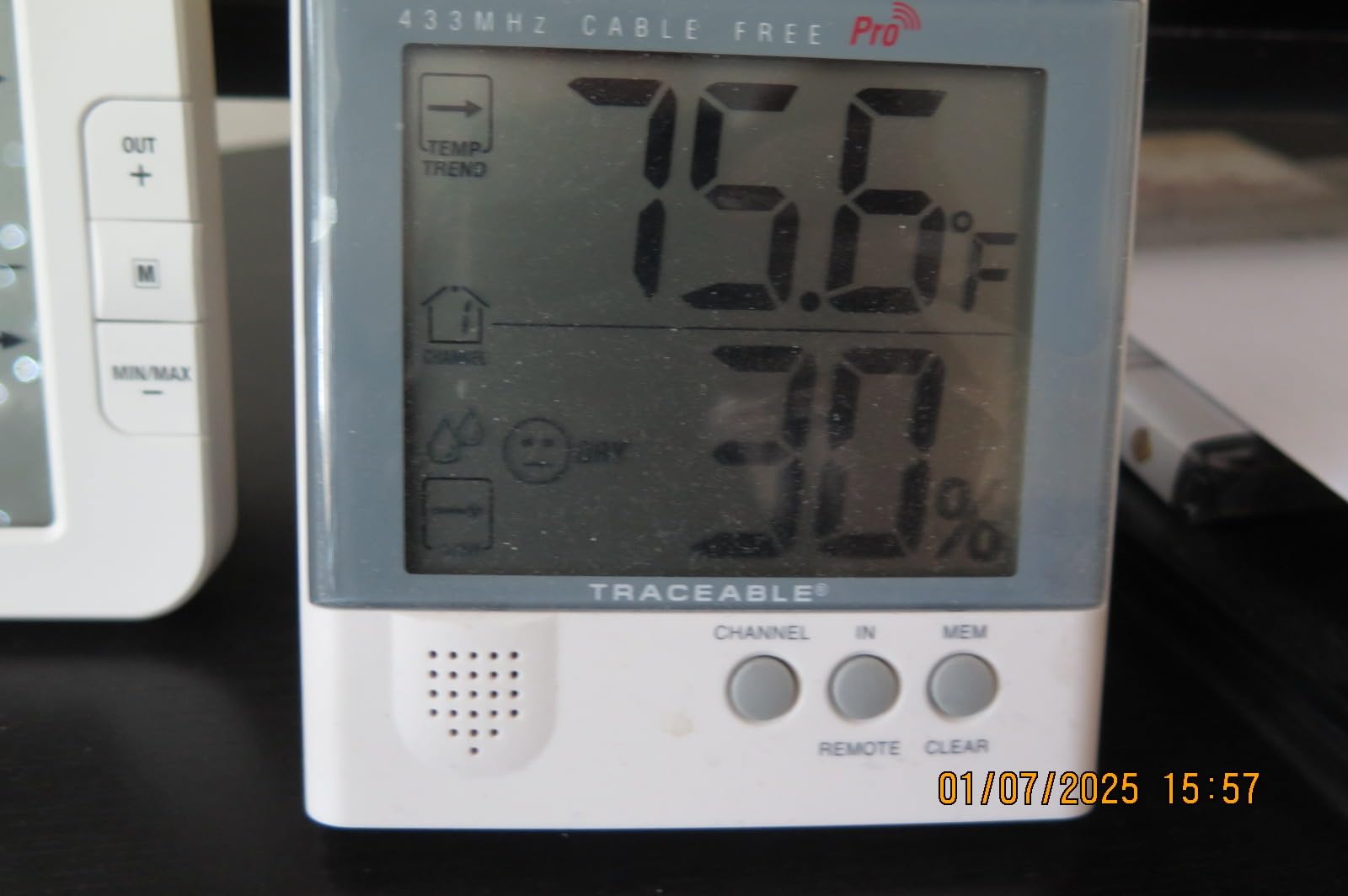 Oasis OH-5 Humidifier for Acoustic Guitars customer photo 2