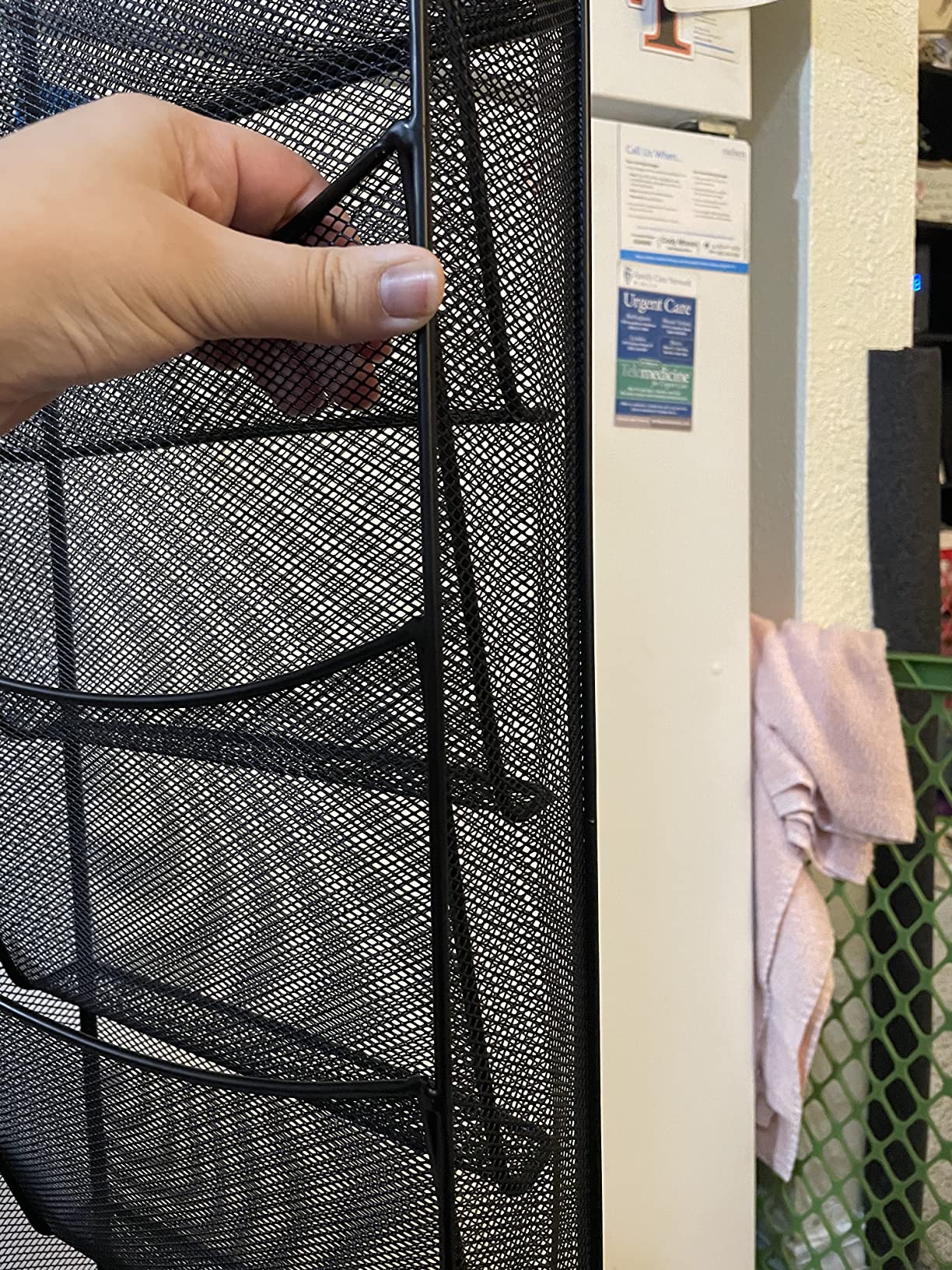 Safco Onyx Mesh Magazine Holder, Display Rack with 10 Pockets, Brochure Organizer, Commercial-Grade Steel Construction, Black customer photo 2