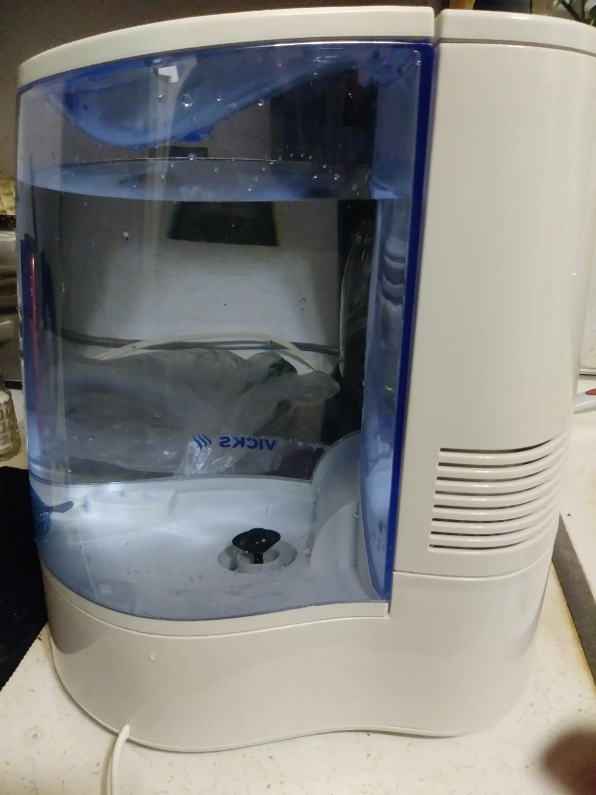Vicks Warm Mist Humidifier for Medium to Large Rooms, 1 Gal Tank customer photo 2