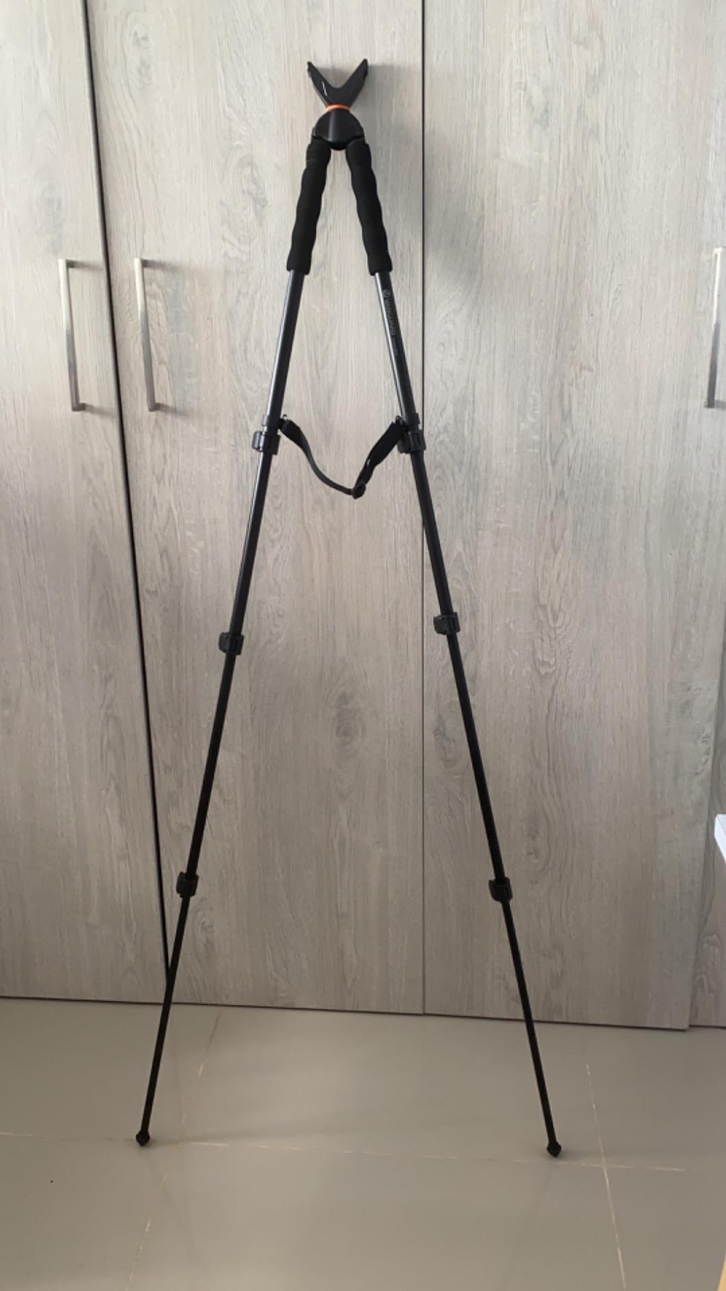 Vanguard Scout B62 Bi Pod with V Shaped Rotating Yoke, Quick Flip Leg Locks, Foam Hand Grips customer photo 1