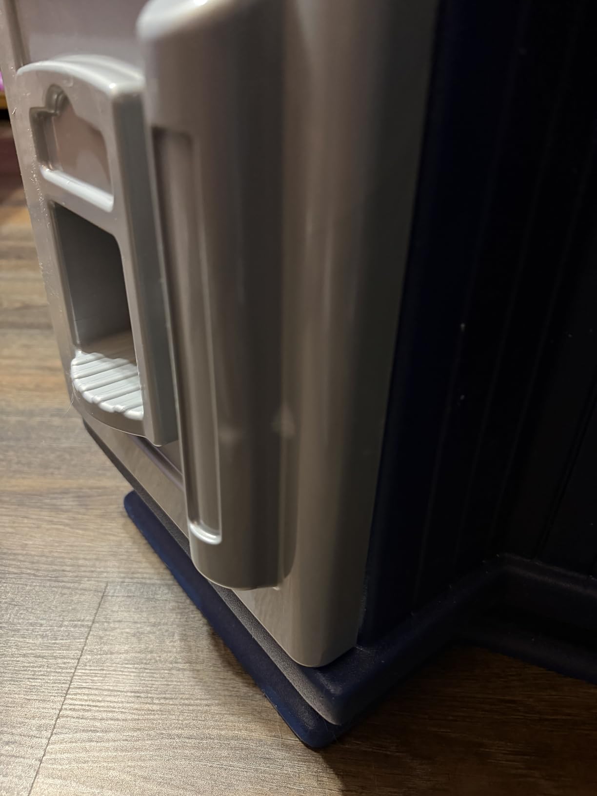 Little Tikes Super Chef Kitchen Blue & Cream, 14.00 l x 28.00 w x 40.00 h inches customer photo 2