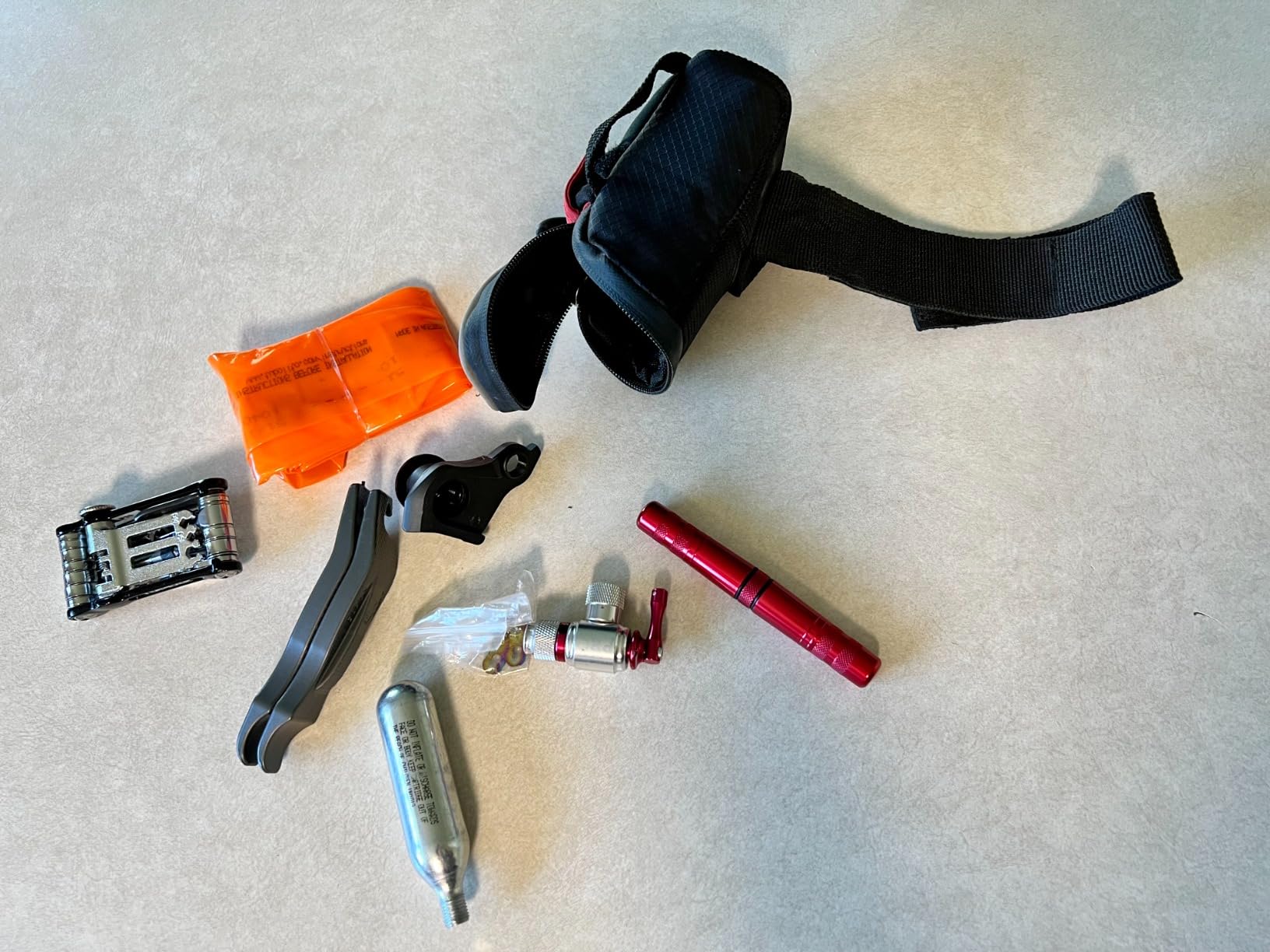 Topeak Micro Caddy Bicycle Saddle Storage Bags | Compact Aerodynamic Design, Organization Pockets, Quick Access Sleeve & Water-Resistant Zipper customer photo 1