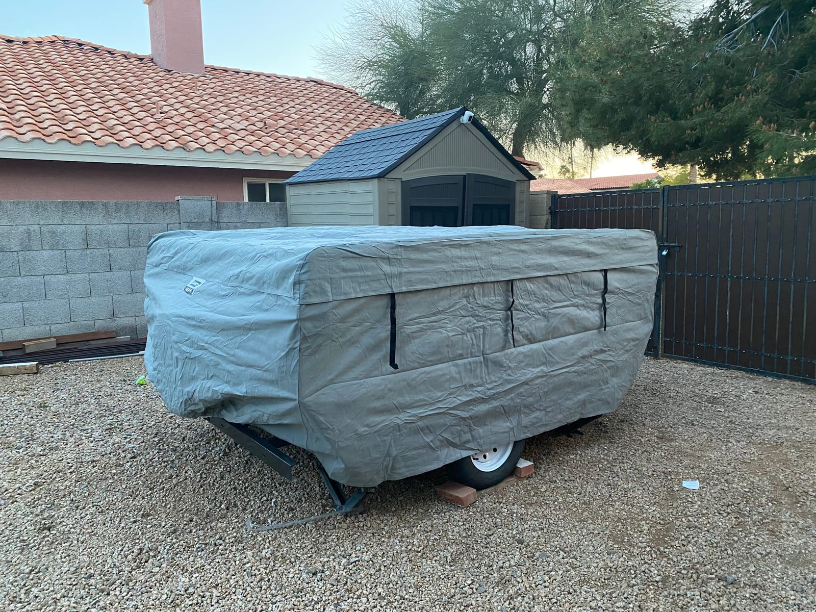 Camco ULTRAGuard 16-18-Ft Pop-Up Camper/RV Cover - Features Covered Air Vents & Cinching Straps - Crafted of Spunbond Polypropylene - Includes Storage Bag for RV Storage and Organization (45765) customer photo 1