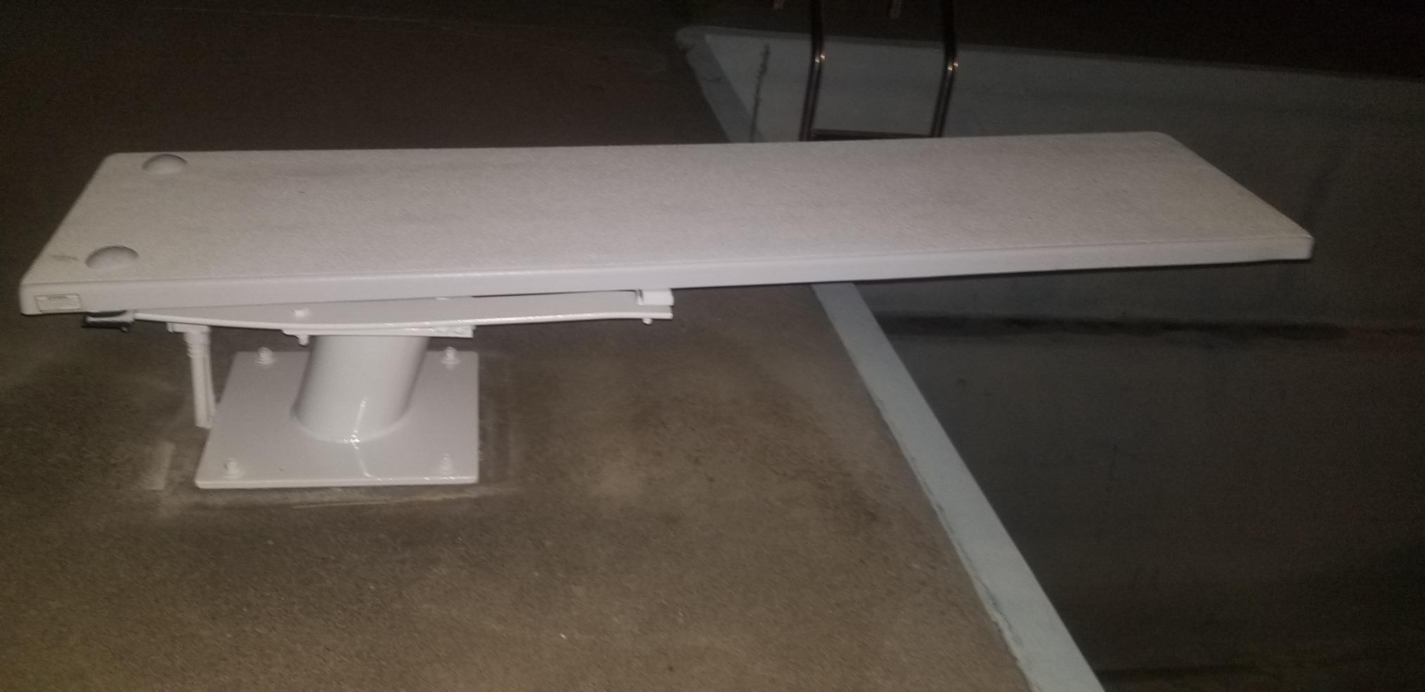S.R. Smith 66-209-596S2 Frontier III Replacement Diving Board, 6-Feet, Radiant White customer photo 1