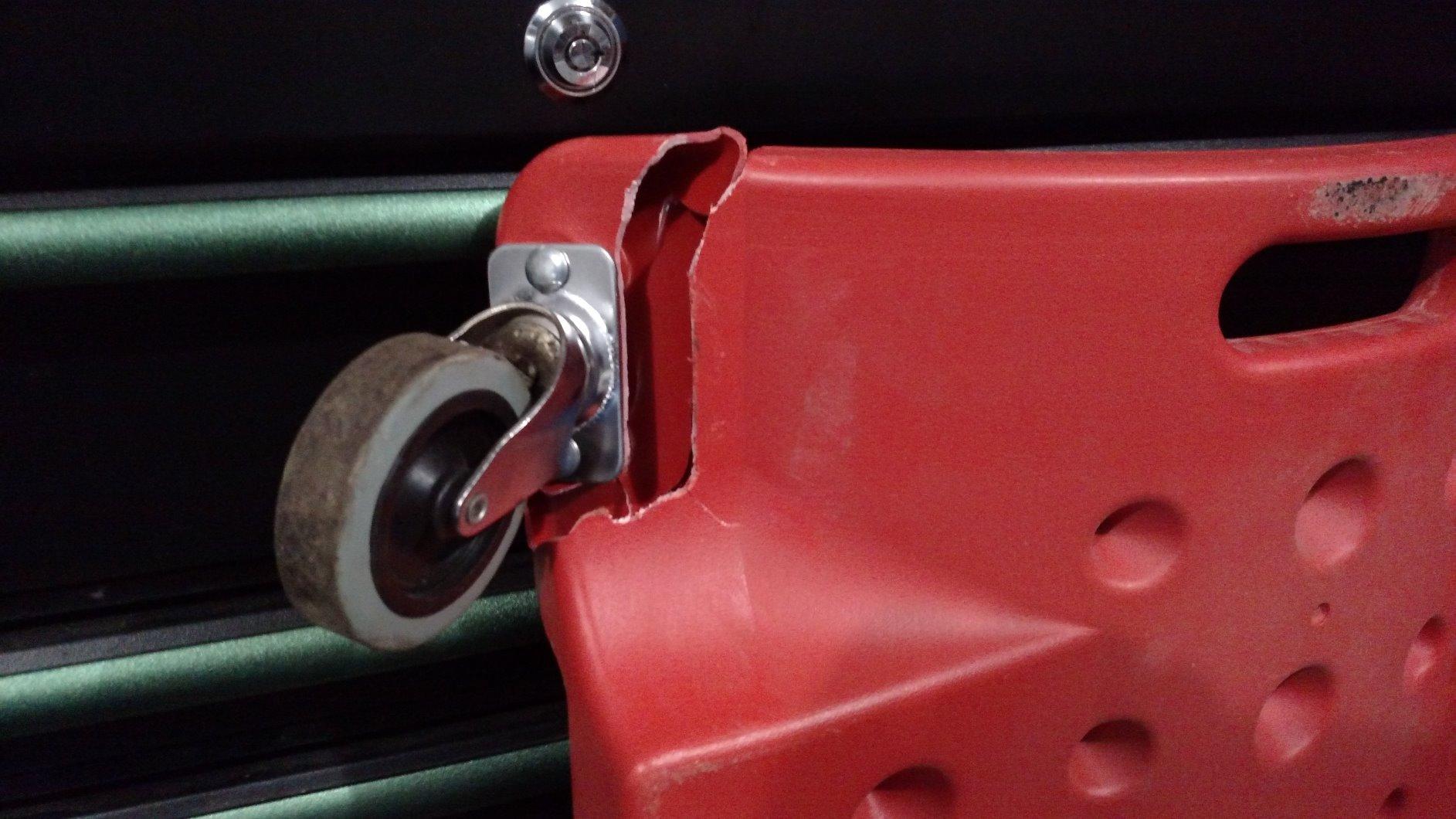 BIG RED TRP6240 Torin Blow Molded Plastic Rolling Garage/Shop Creeper: 40