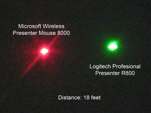 Logitech Wireless Presenter R800, PowerPoint Clicker with Green Laser Pointer, Wireless Presentation Clicker Remote customer photo 1