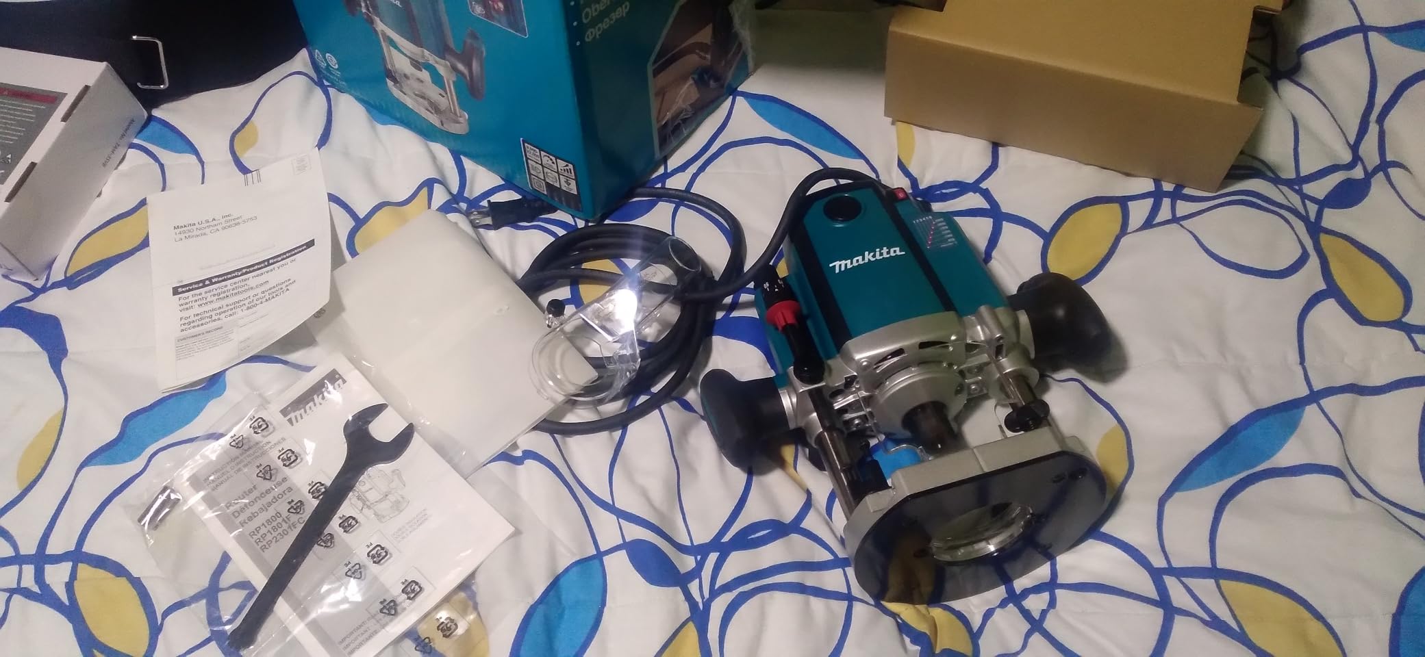 Makita RP2301FC 3-1/4 HP* Plunge Router, with Variable Speed customer photo 2